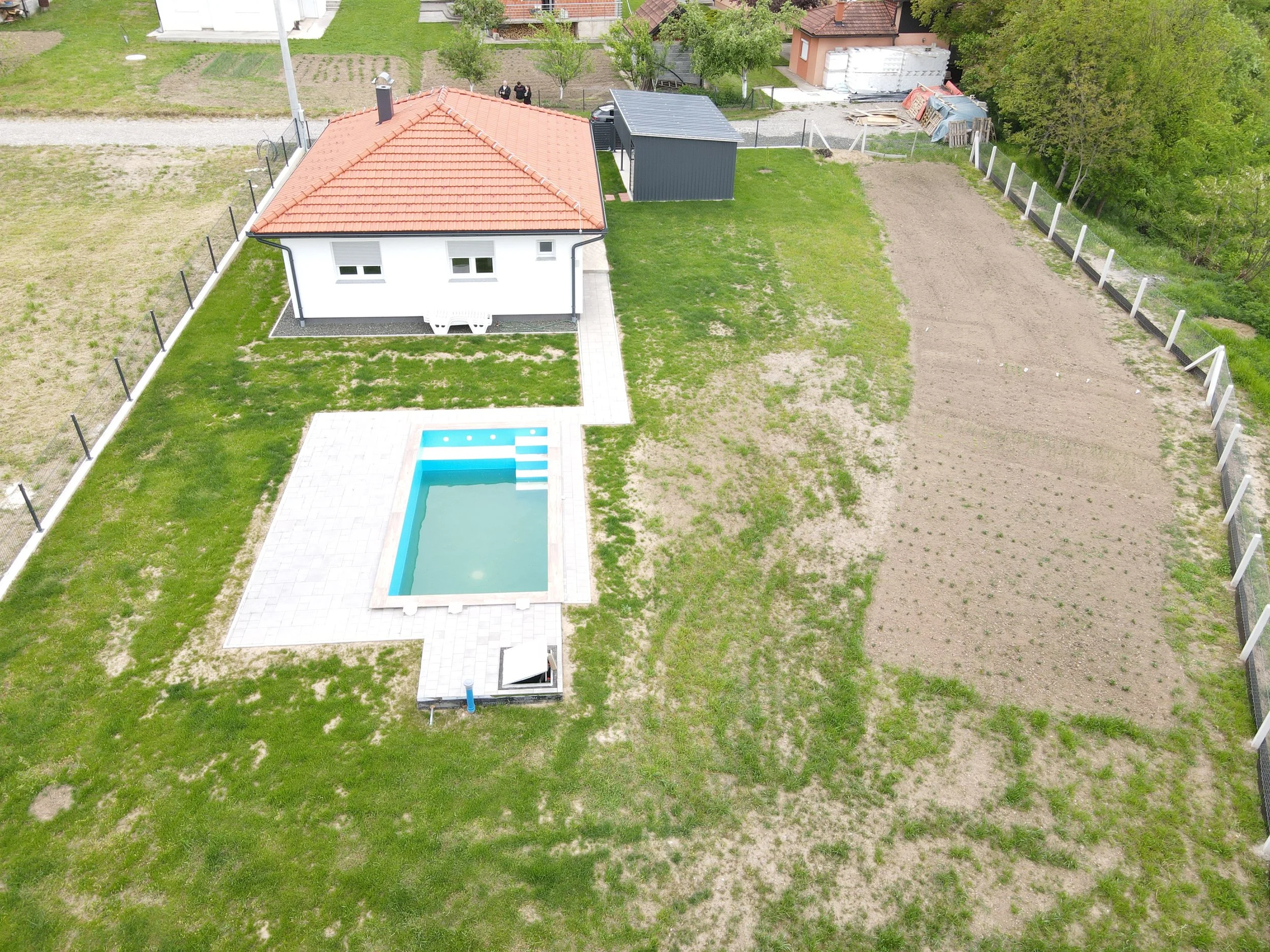 dji_fly_20260505_173230_578_1777995156865_photo.jpg