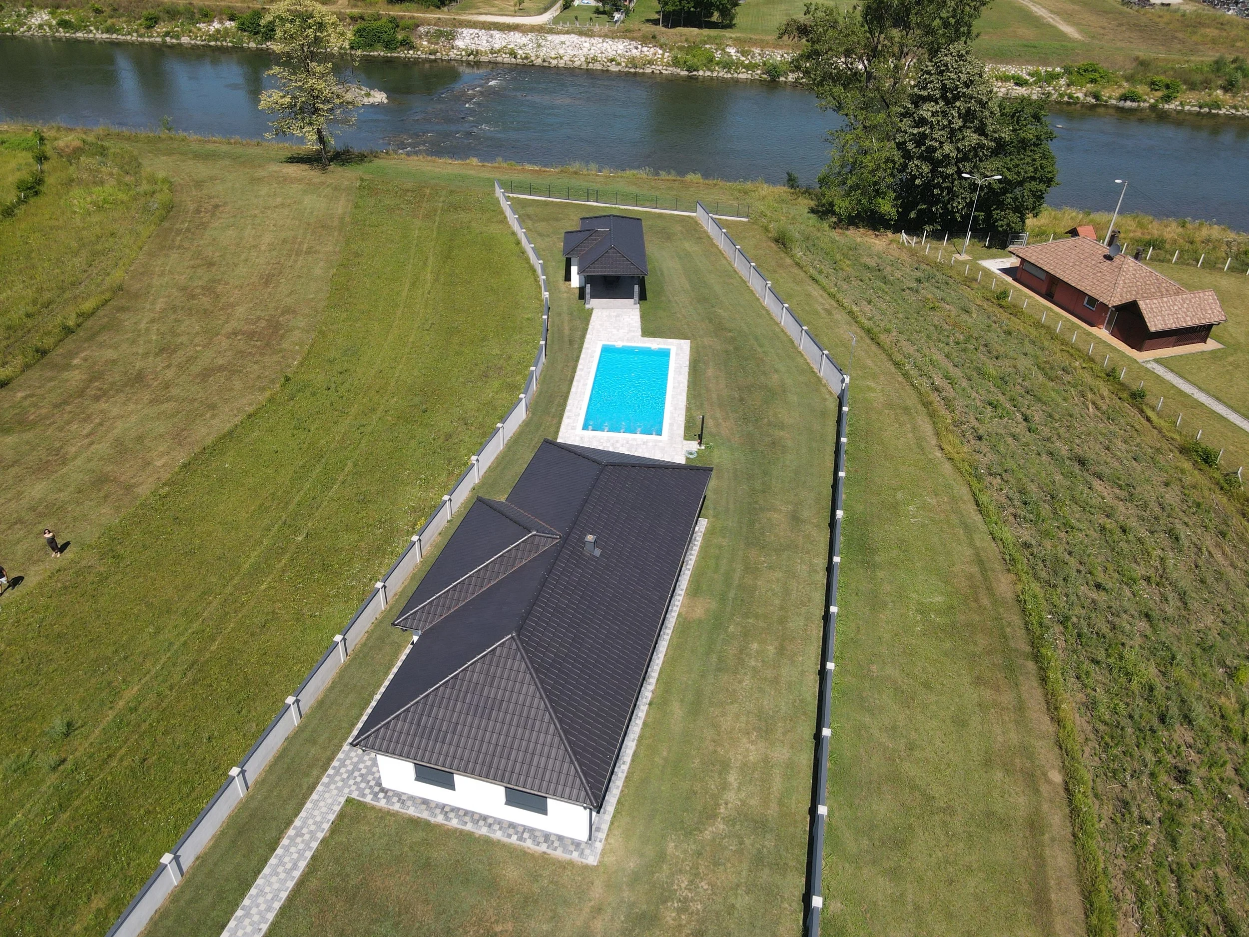 dji_fly_20260704_105522_228_1783155334473_photo.jpg