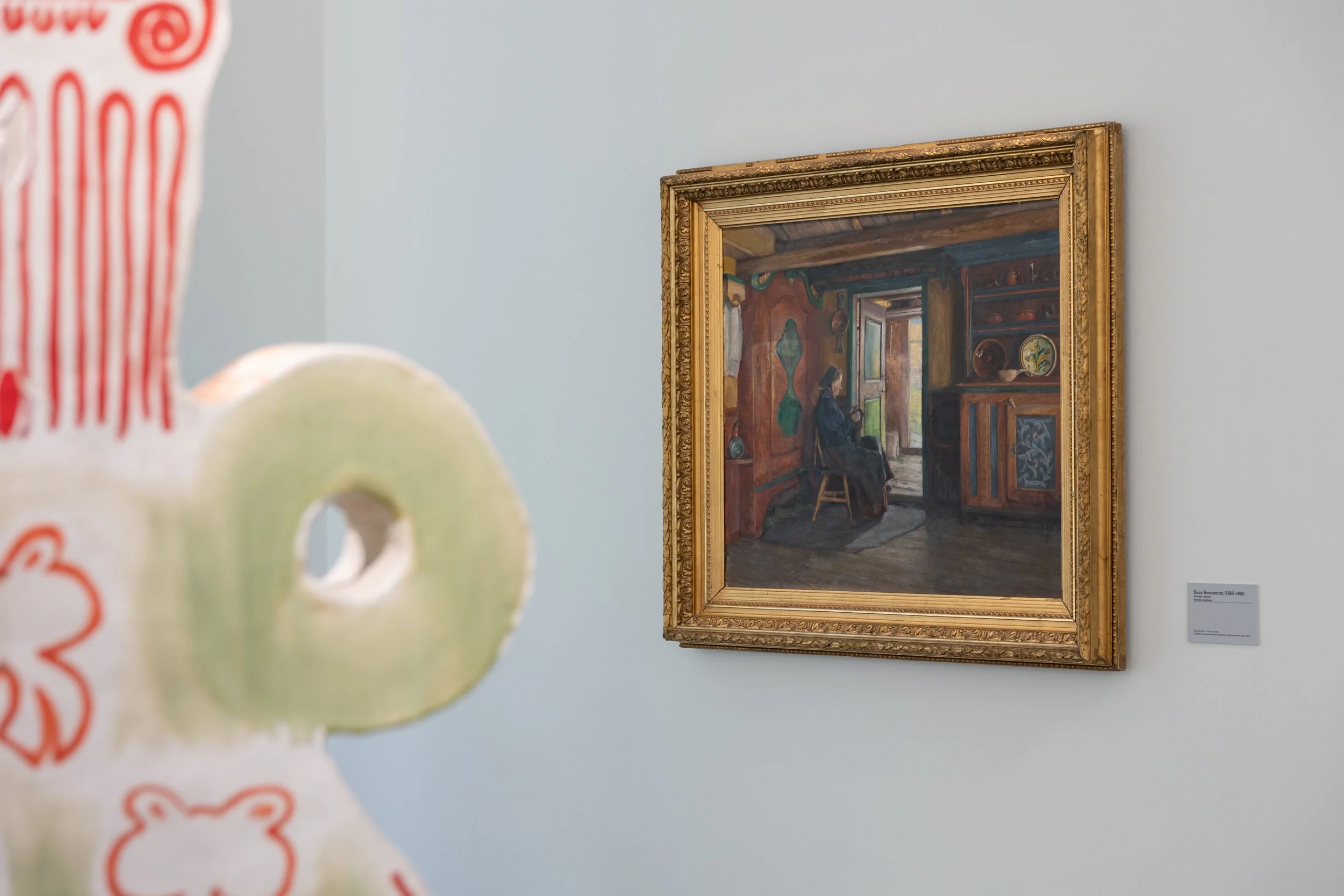 Dokumentasjon av utstillingen «Reis deg» av Marthe Elise Stramrud ved Trondheim Kunstmuseum – foto: Lili Zaneta