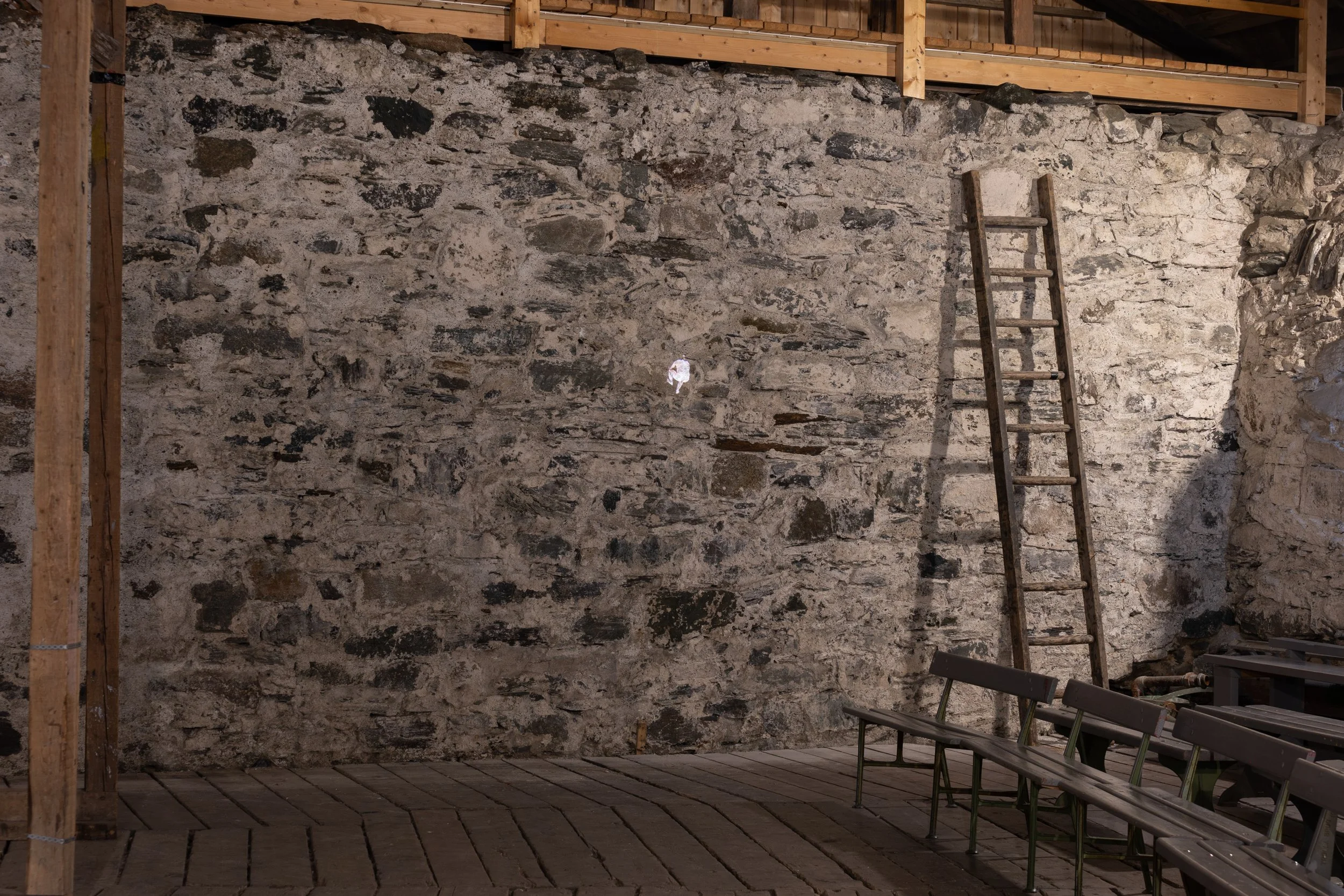 Dokumentasjon av kunstprosjekt «Bare et steinkast» av Pål Lersveen på Munkholmen – foto: Lili Zaneta