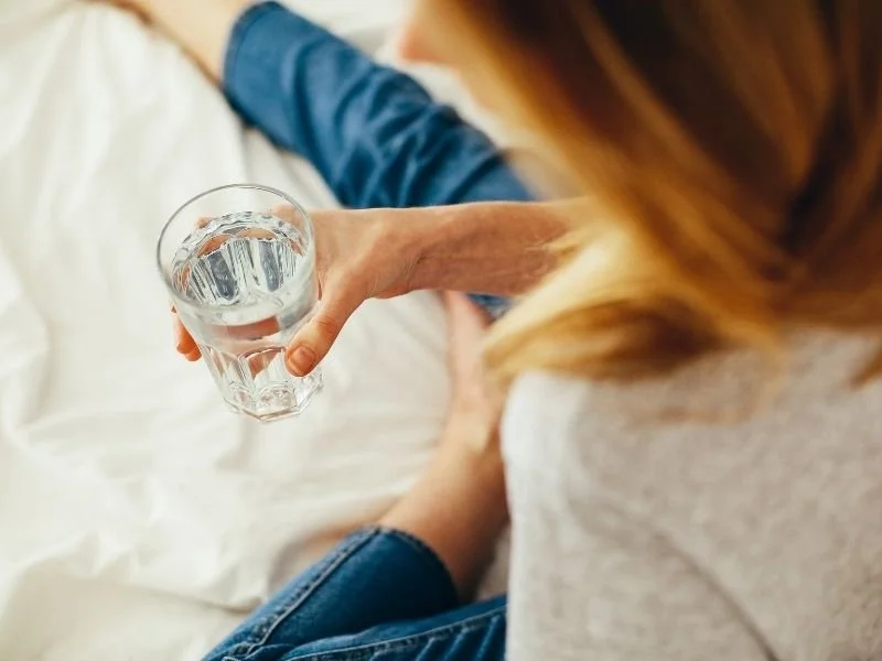 Water Intake & Incontinence: How Much Should I Be Drinking?