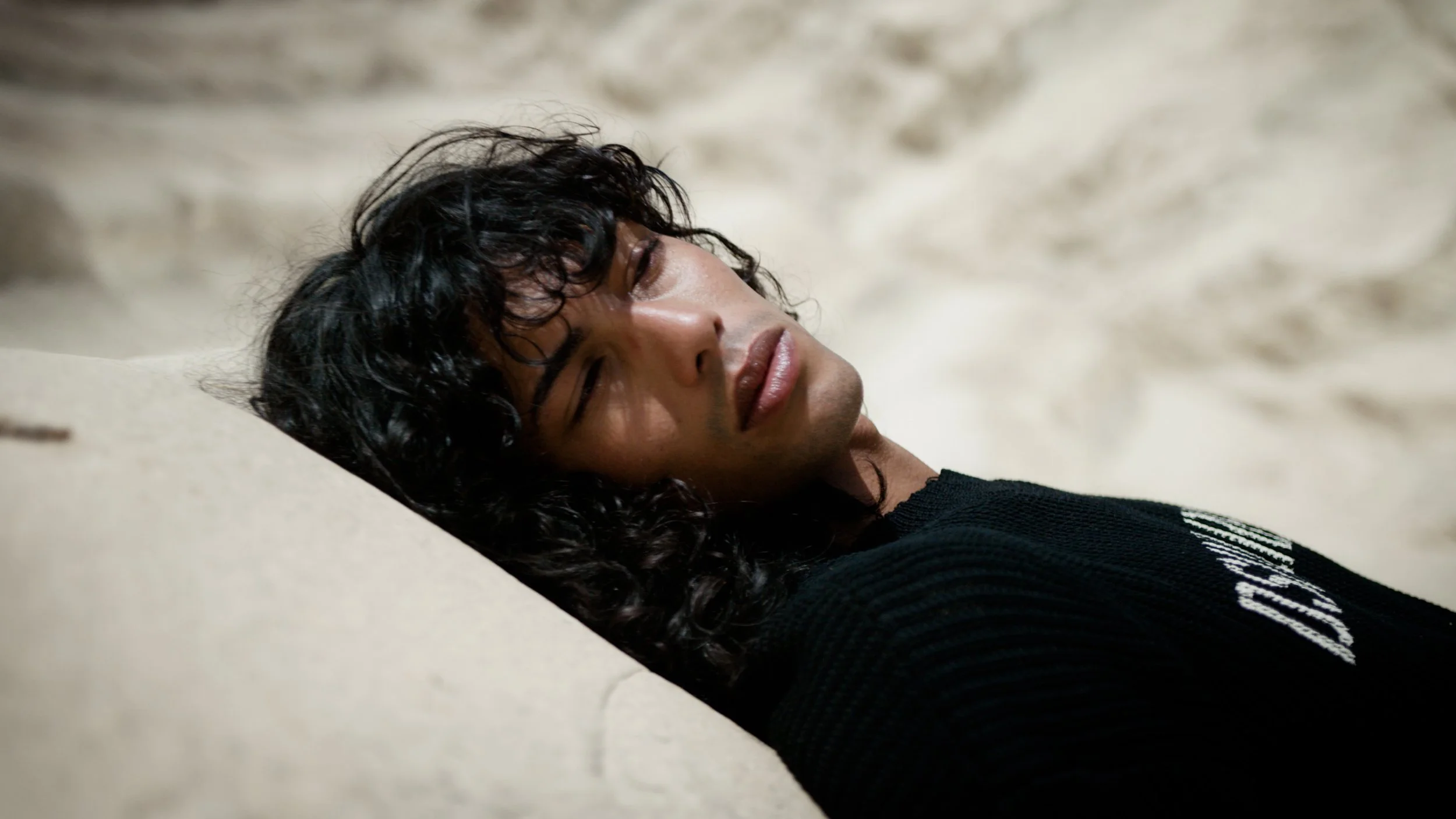 Social Spots V2 Kopieren 01.00_01_32_24.Standbild017.jpg