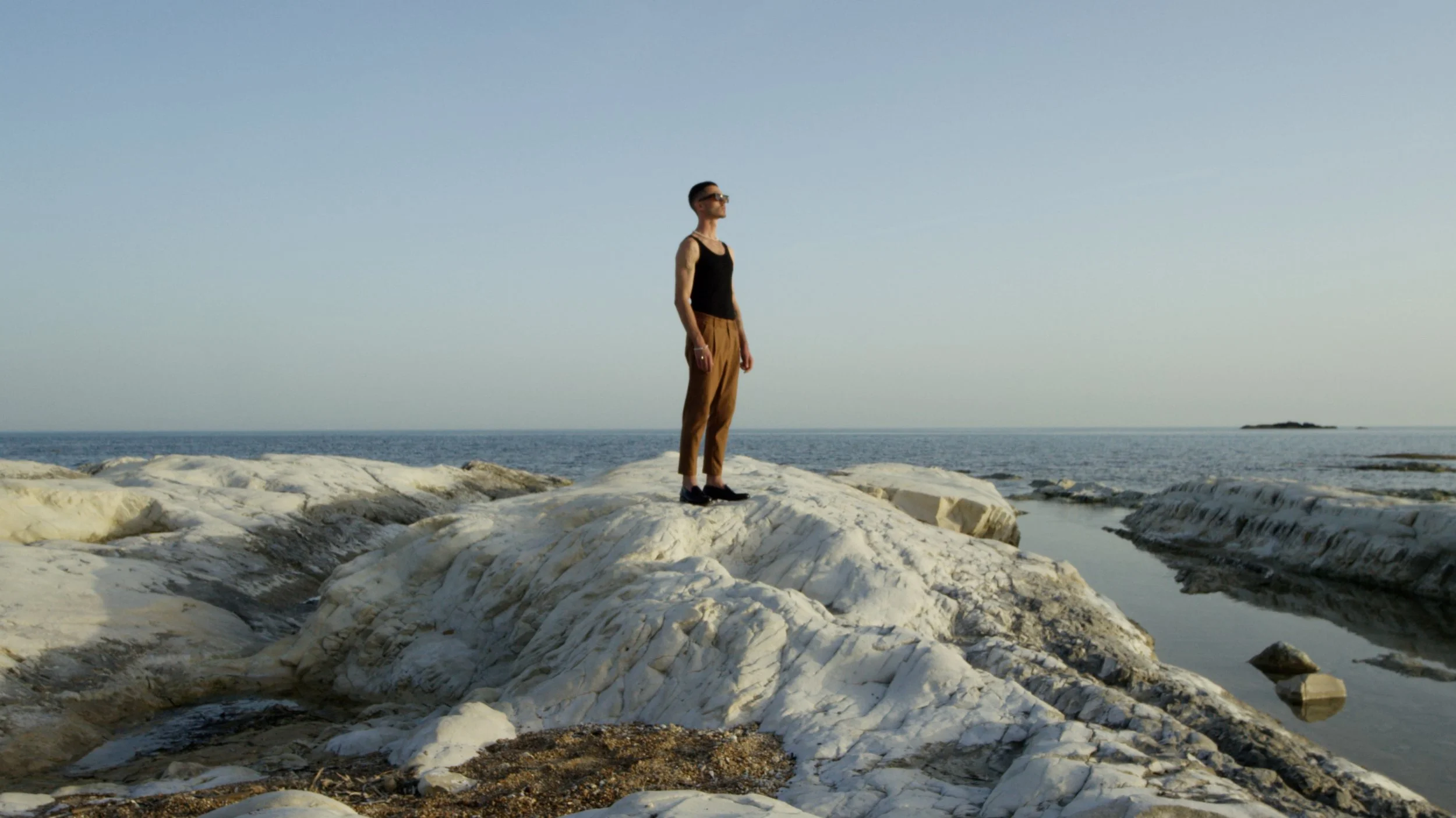 Social Spots V2 Kopieren 01.00_03_01_02.Standbild022.jpg