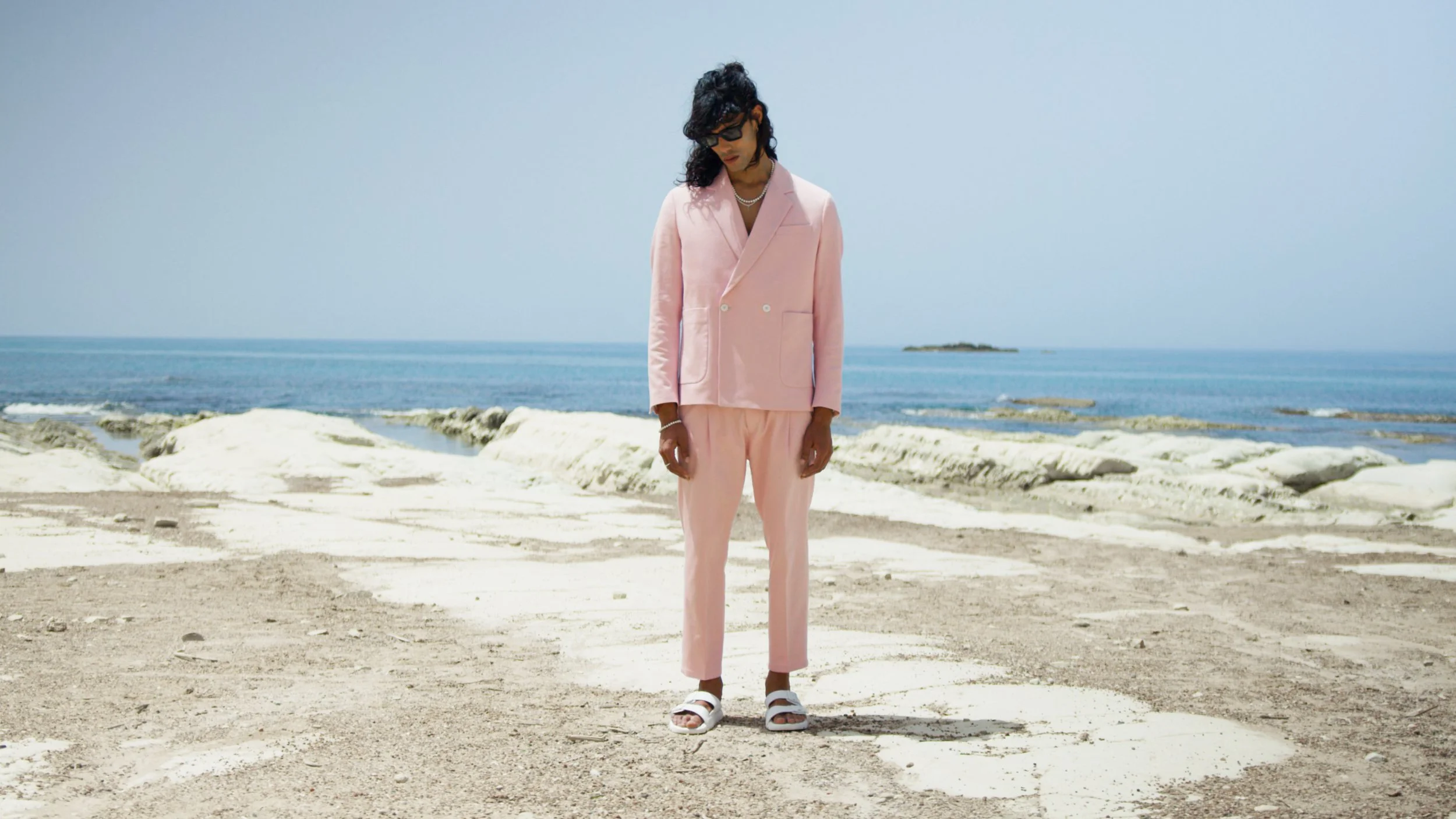 Social Spots V2 Kopieren 01.00_00_30_09.Standbild009.jpg