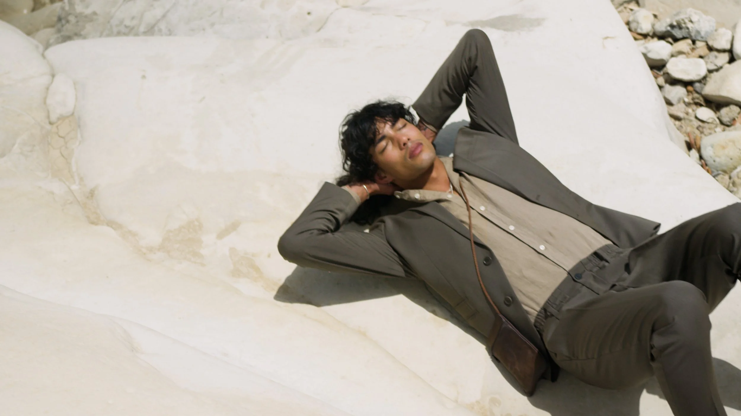 Social Spots V2 Kopieren 01.00_01_06_07.Standbild016.jpg