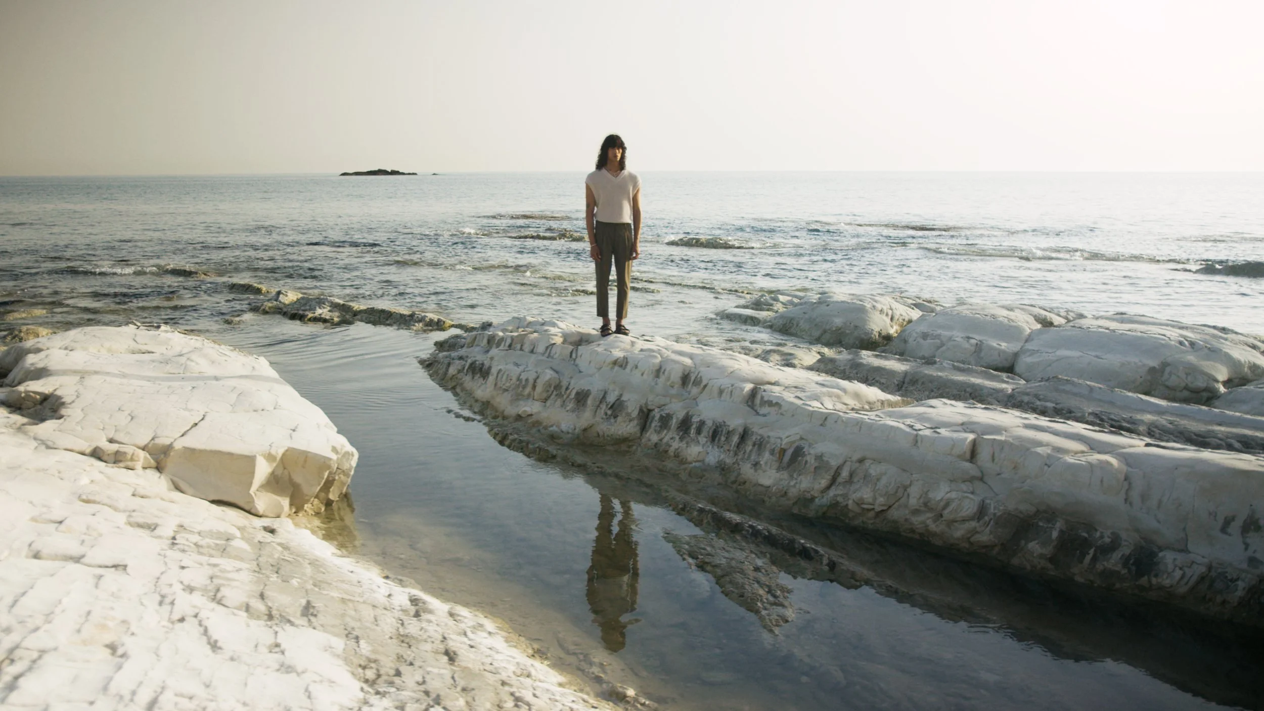 Social Spots V2 Kopieren 01.00_03_40_17.Standbild026.jpg