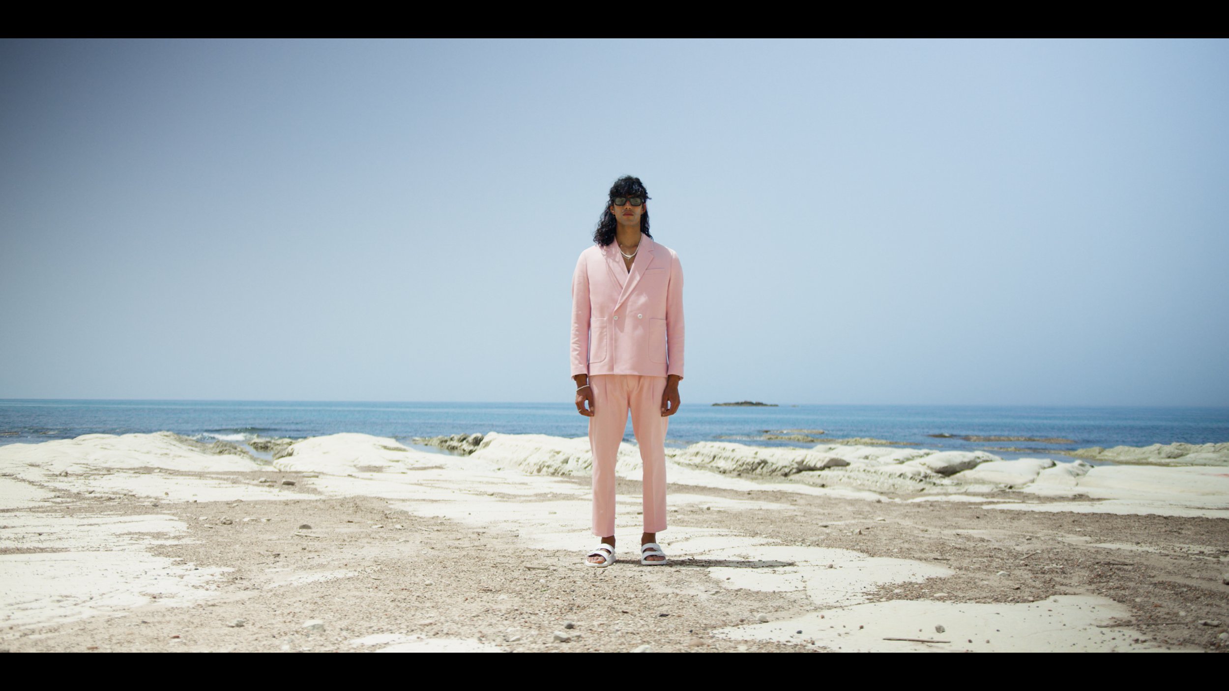 Social Spots V2 Kopieren 01.00_00_38_21.Standbild029.jpg