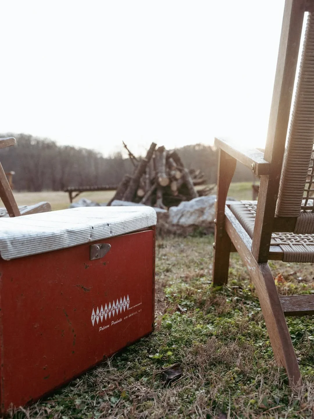 Until next time!!
We are completely and utterly blown away by the support this weekend. Thank you so much. We will be busy filling the shelves, walls and floor with new treasures before our next opening in February! Can't wait to see you then! 

Phot