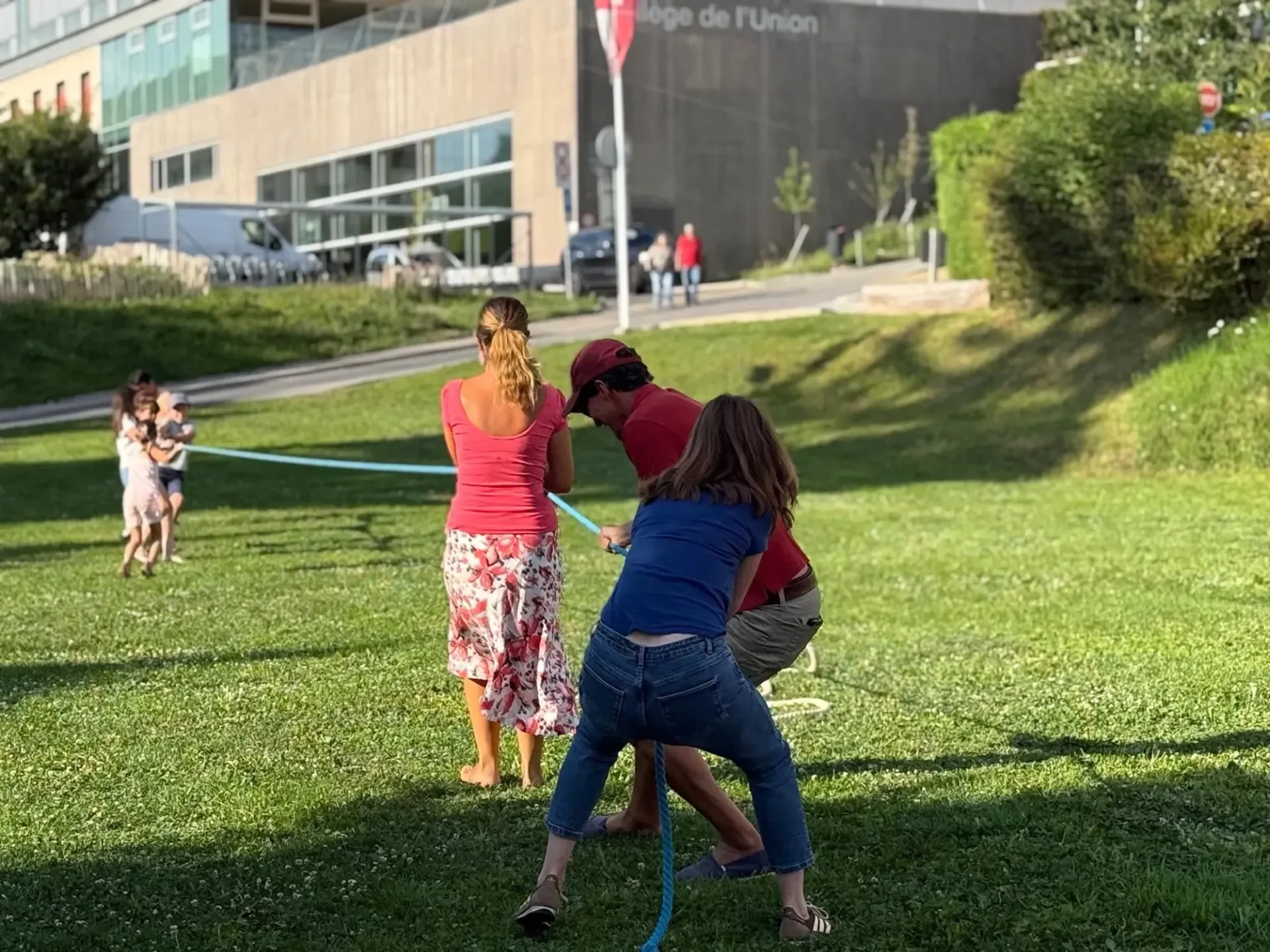Animation familiale avec jeu géant interactif dans le canton de Vaud