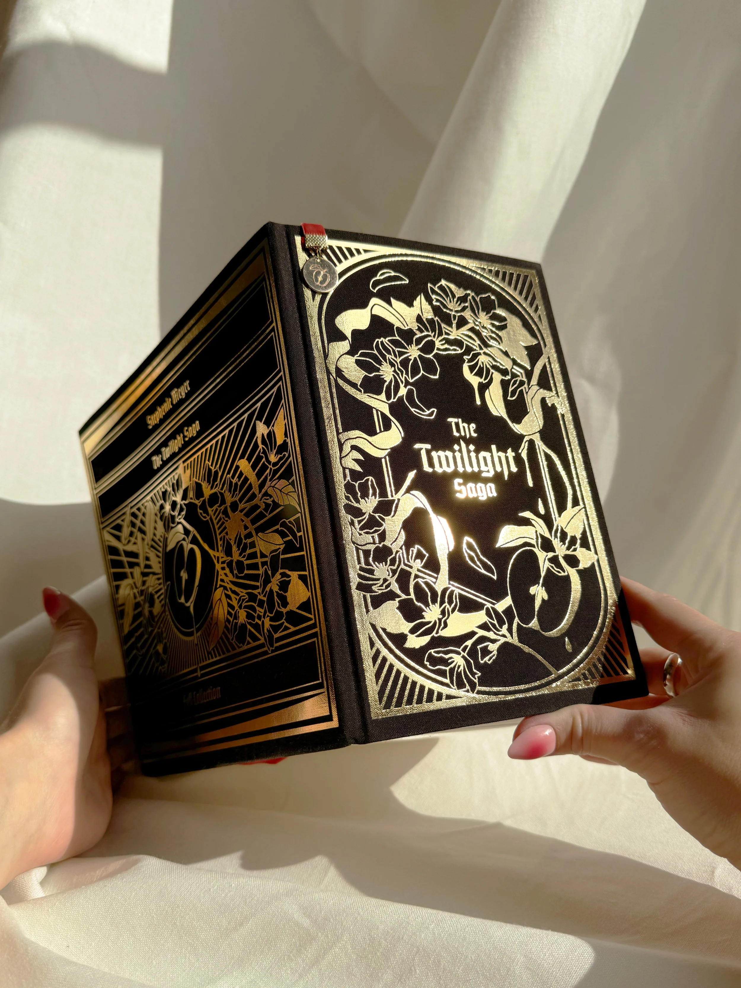 Twilight Saga Omnibus