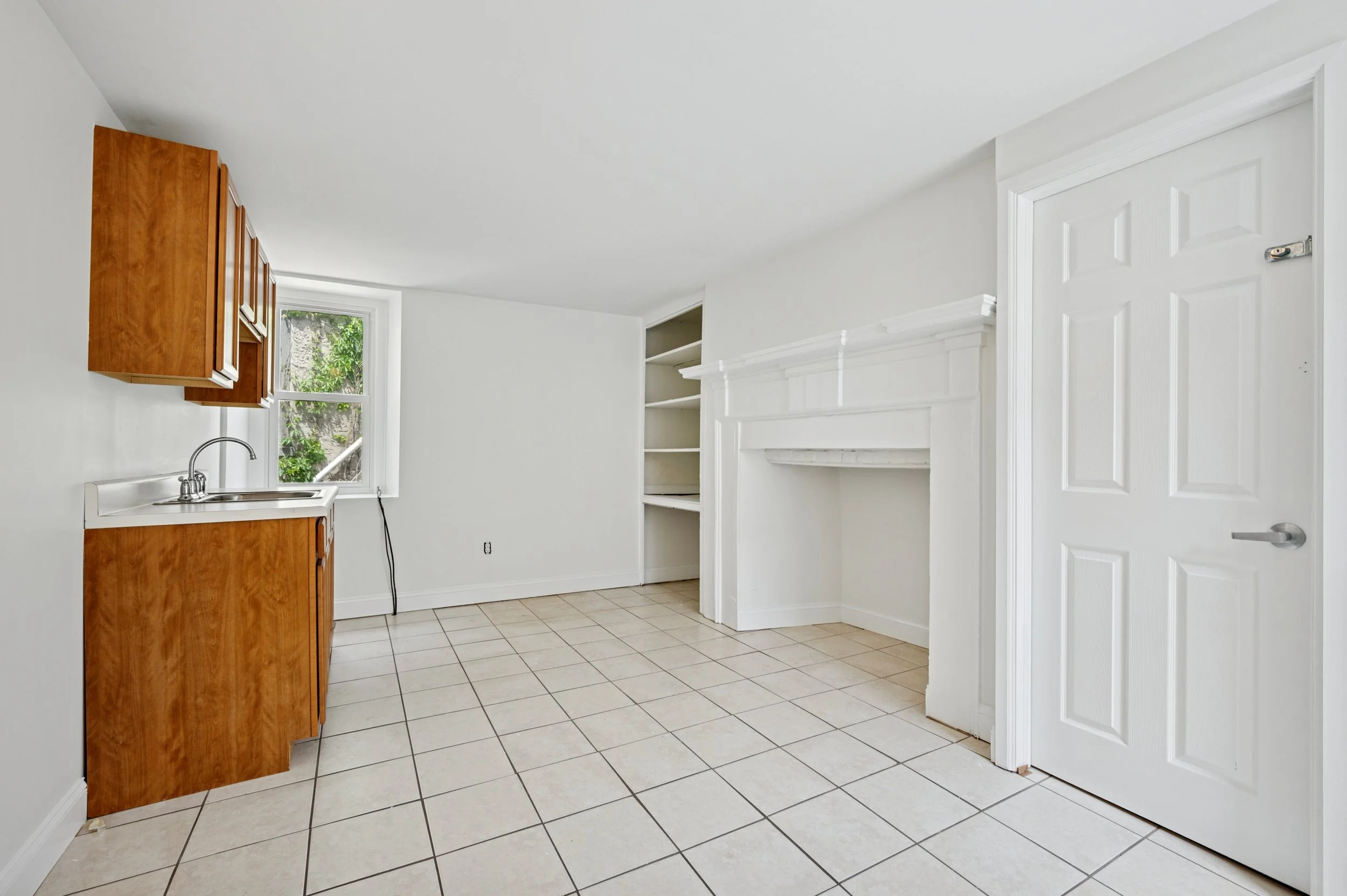 6841 Germantown Ave_08.jpg