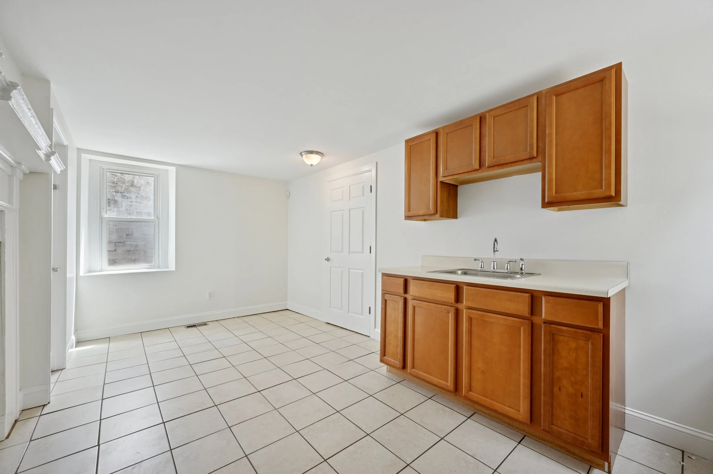 6841 Germantown Ave_10.jpg