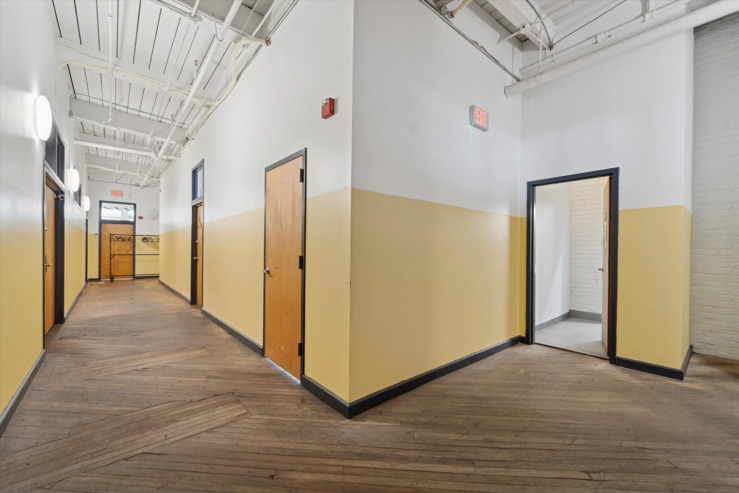 04-6139 Germantown Ave08.jpg