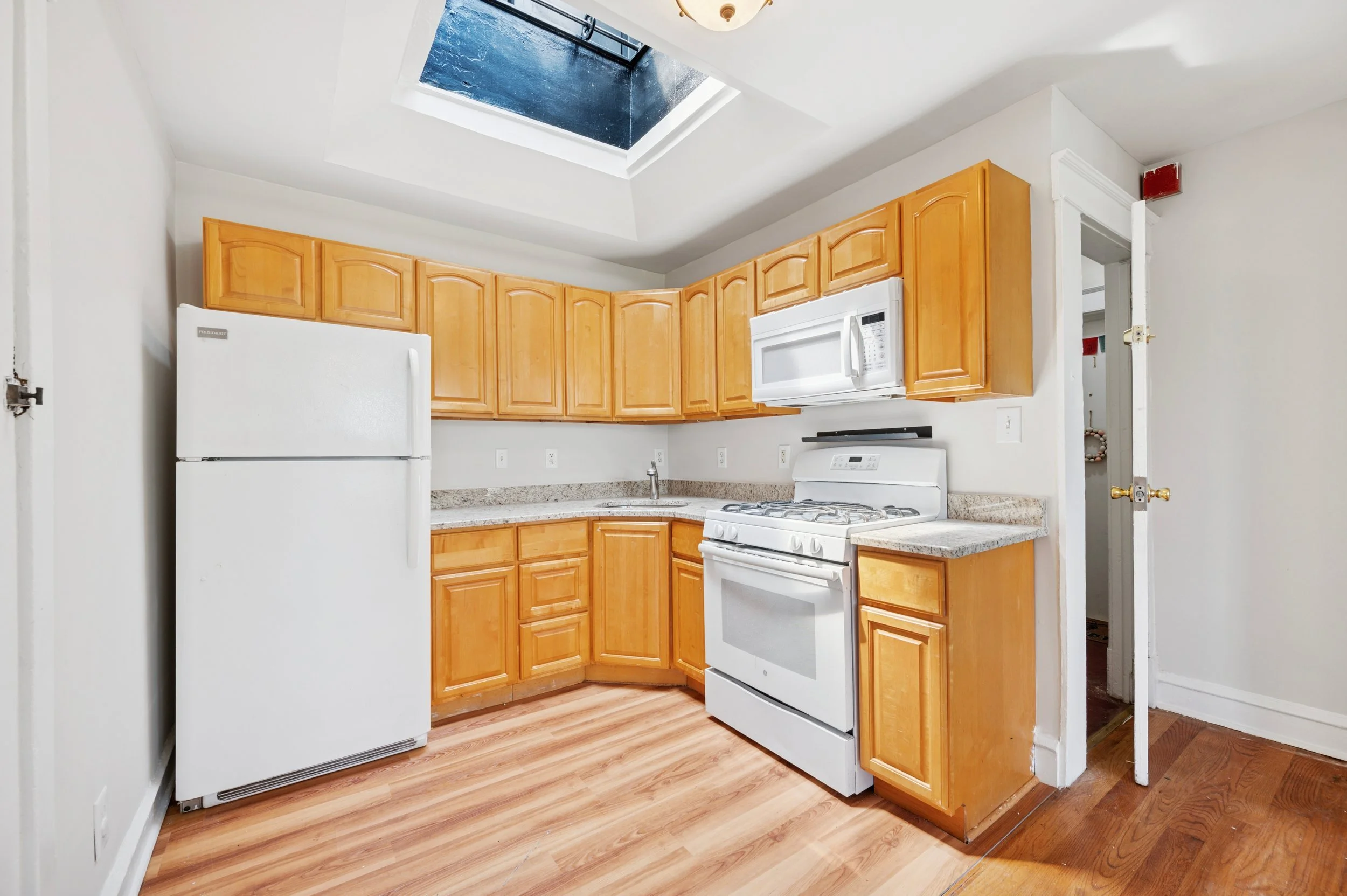 6732 Germantown Ave_03.jpg