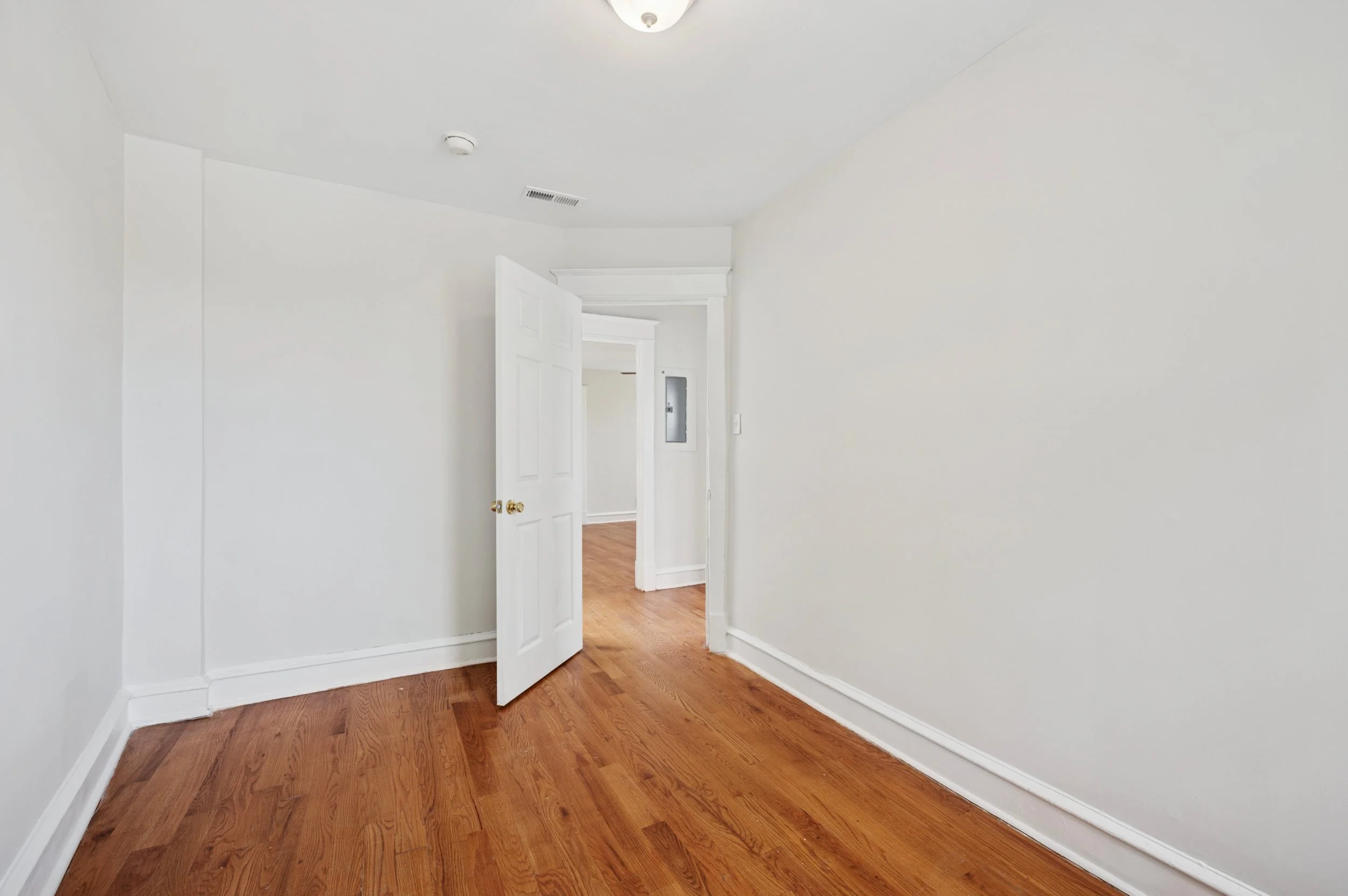 6732 Germantown Ave_05.jpg