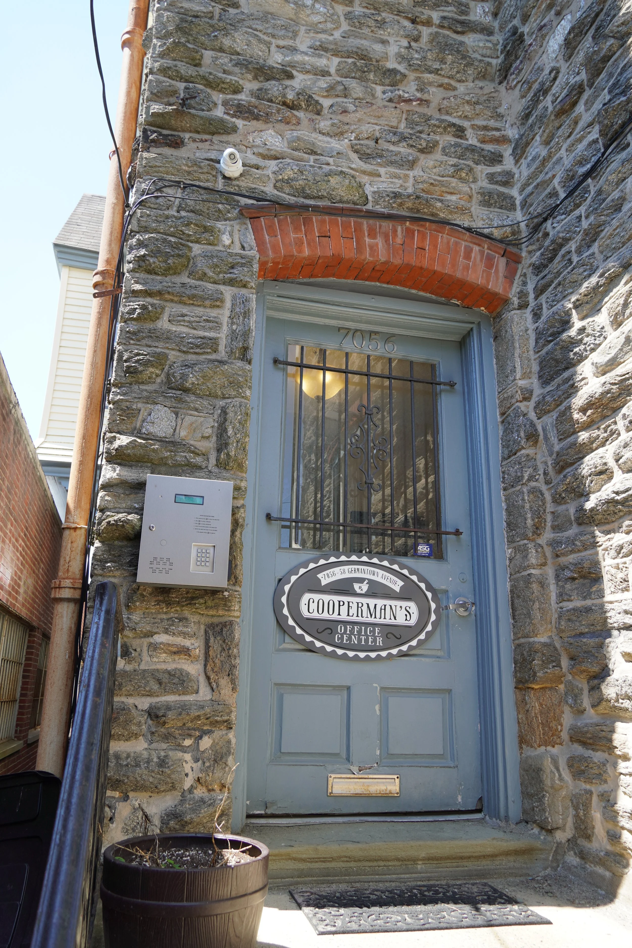 7058-60 Germantown Avenue | Suite ?