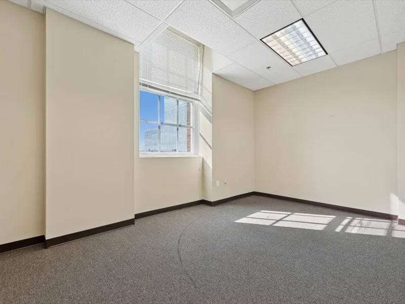 02-401 DeKalb St_02.jpg
