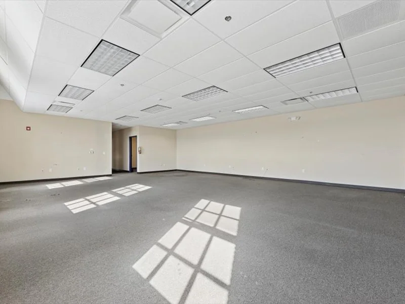 07-401 DeKalb St_07.jpg