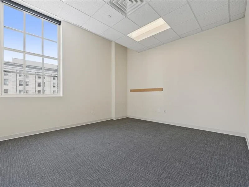 16-401 DeKalb St_16.jpg