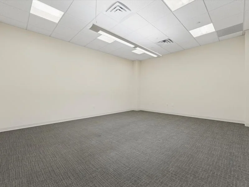 21-401 DeKalb St_21.jpg