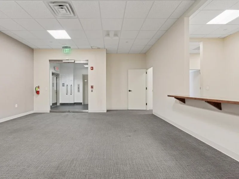 401 Dekalb Street | Floor 4