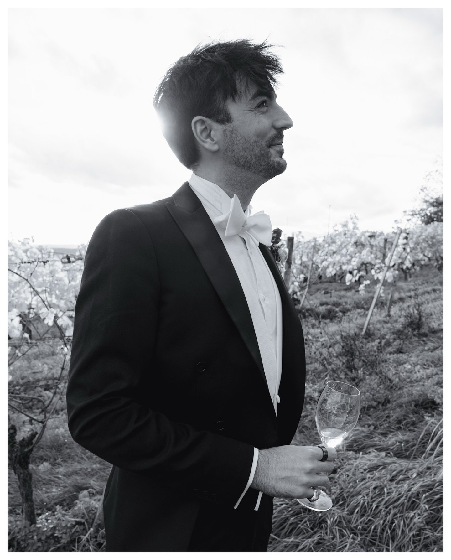 In a (instagram) world full of bridal portraits, can we please give it up for the grooms? 

#weddingphotography #hochzeitsfotografie #groomportrait