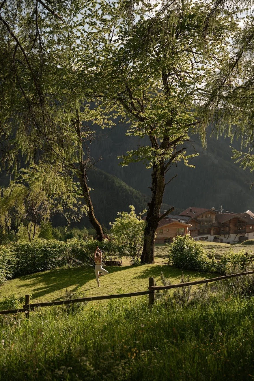 yoga im naturhotel lüsnerhof in südtirol, dolomiten