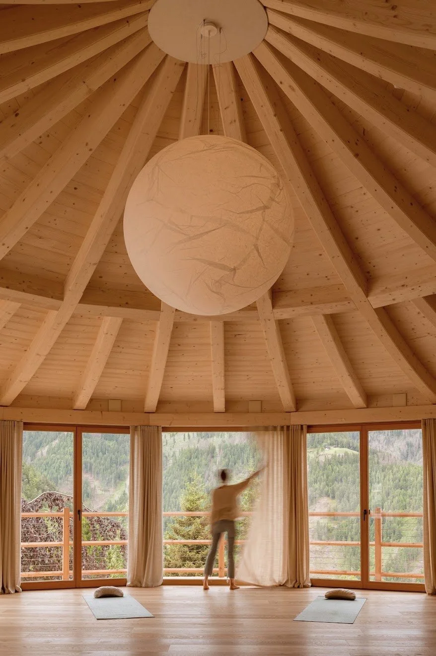 yoga im naturhotel lüsnerhof in südtirol, dolomiten