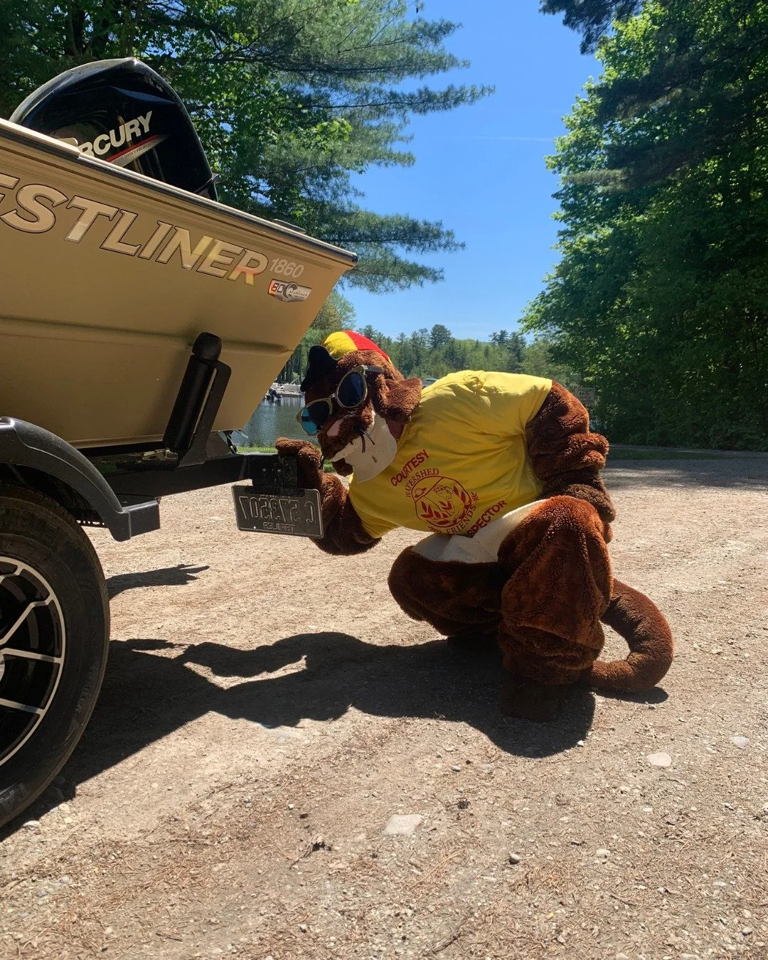 Courtesy Boat Inspectors are back for the season! Remember to always check your boat before and after it goes into the water. Clean, Drain, and Dry your boat, and don't forget to say hi to the friendly CBI's who are here to help.

Also, please be min