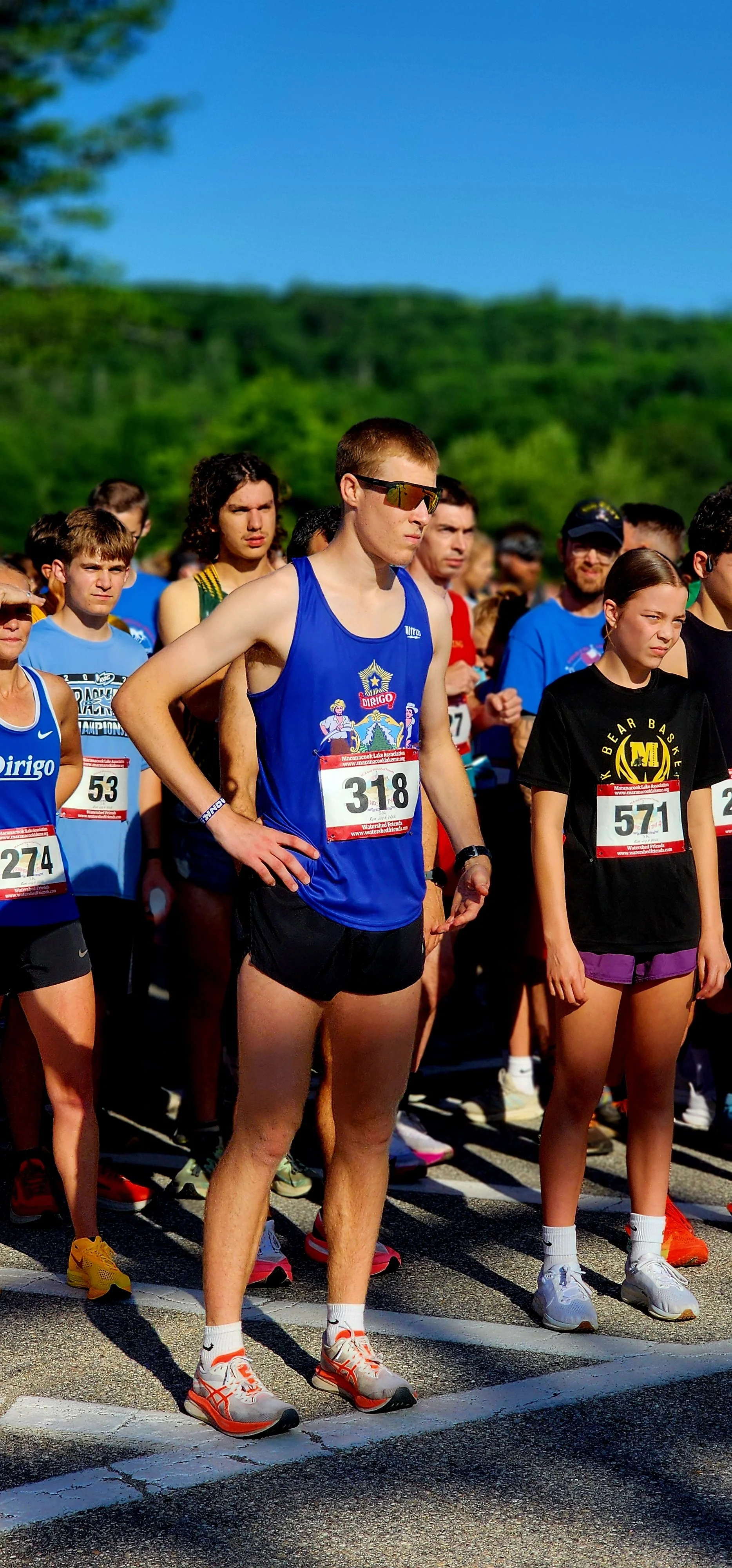 A crowd lining up before the race