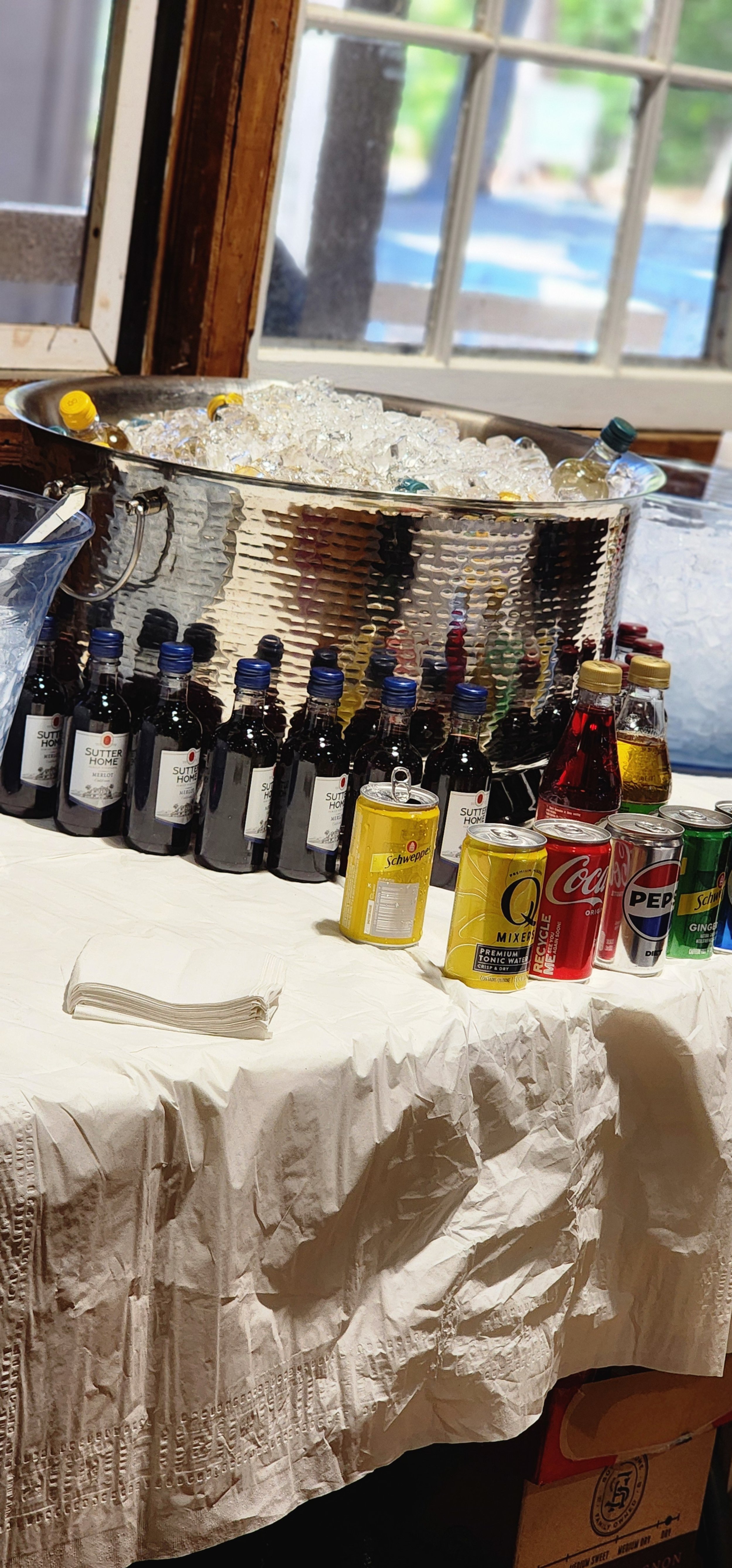 Drink options at the bar