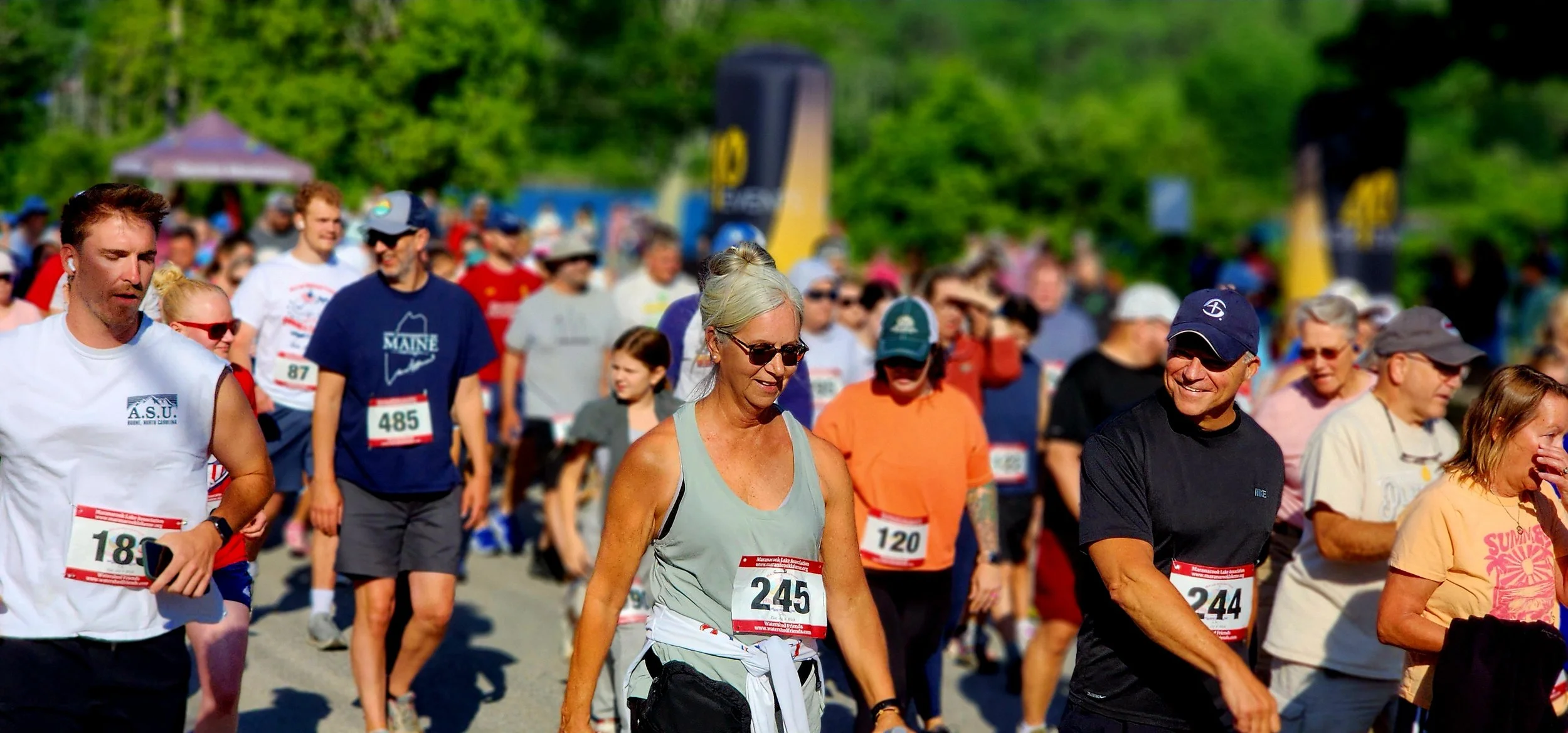A crowd of people walking