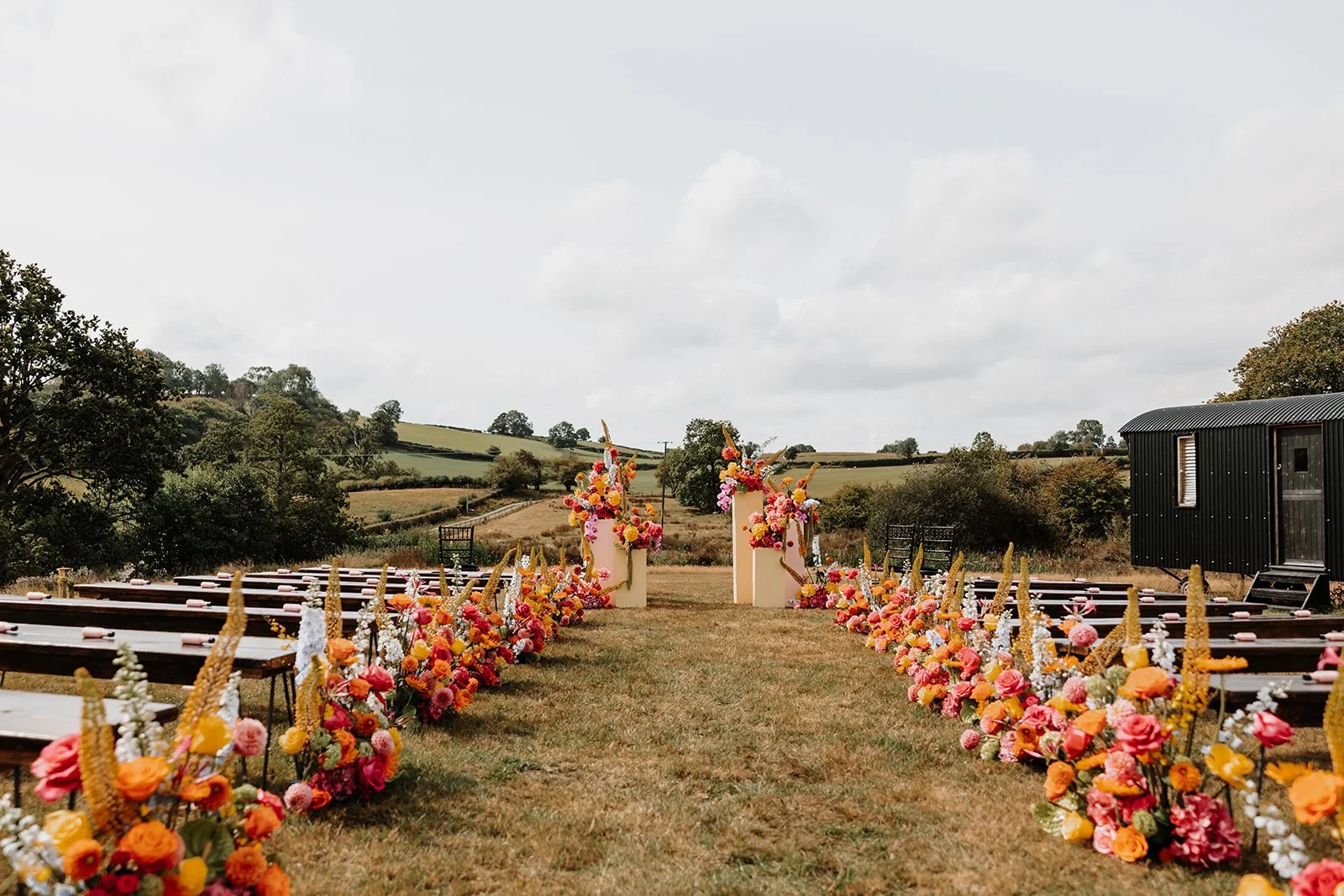 Giraffe-Shed-alternative-wedding-venuemelissa Megan photo.jpg
