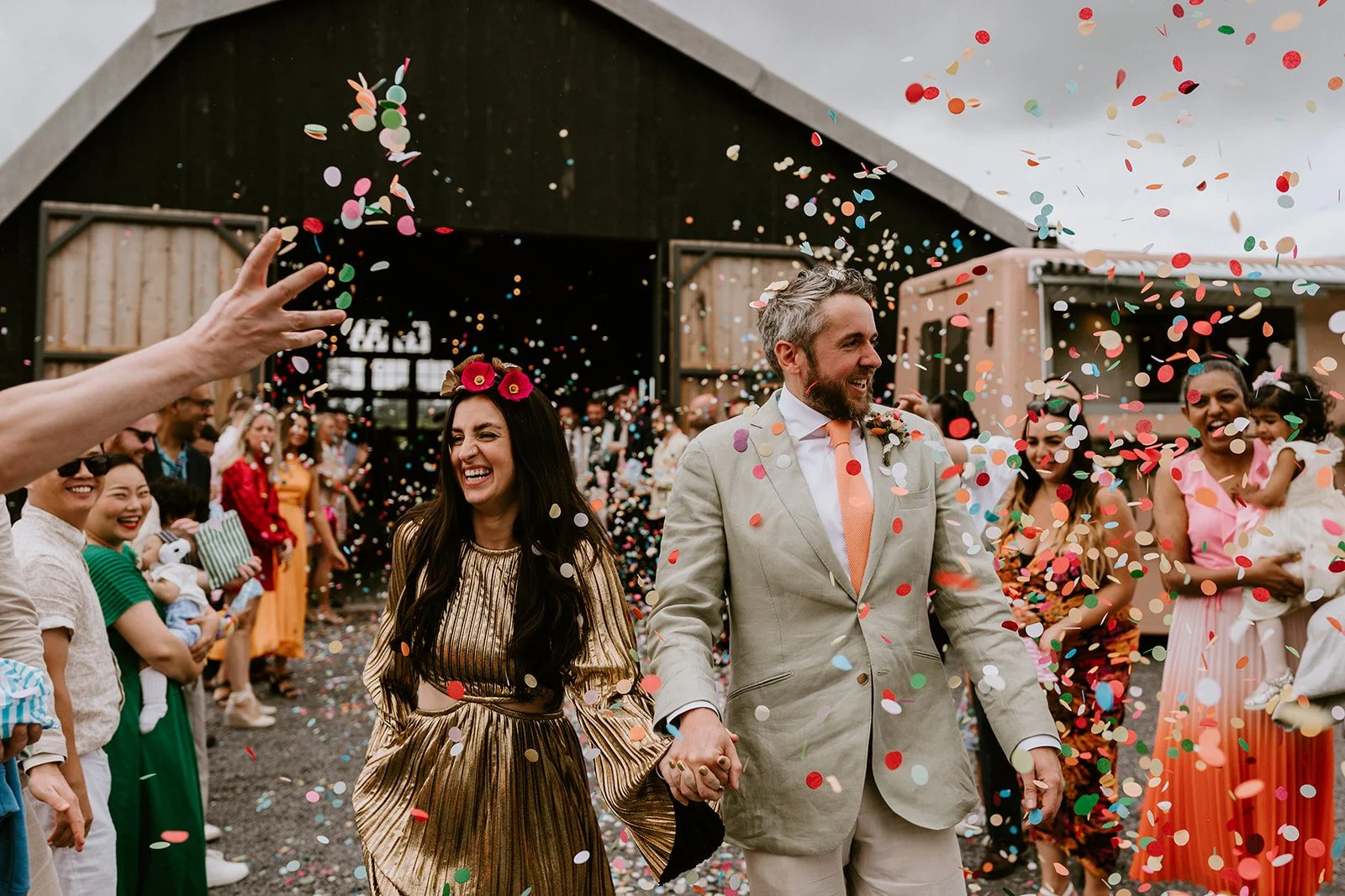 Giraffe-Shed-alternative-wedding-venueL&R_The-Giraffe-Shed_Alternative_Festival_Wedding_Chloe-Mary (3 of 3)-2.jpg