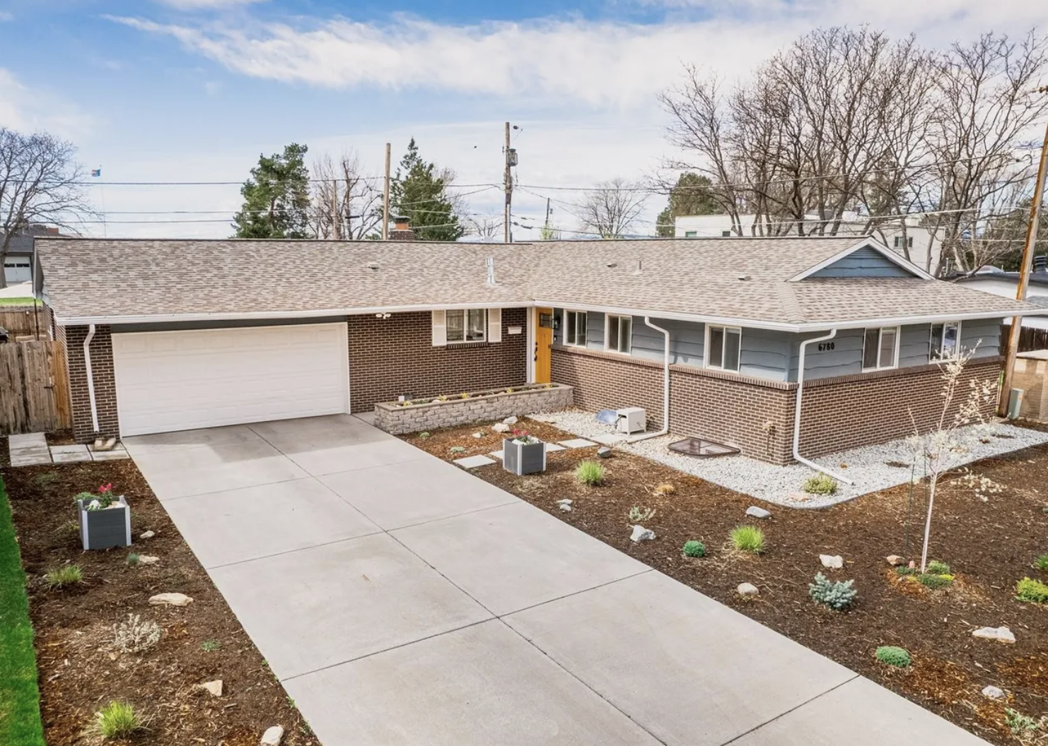 6780 E Exposition Ave