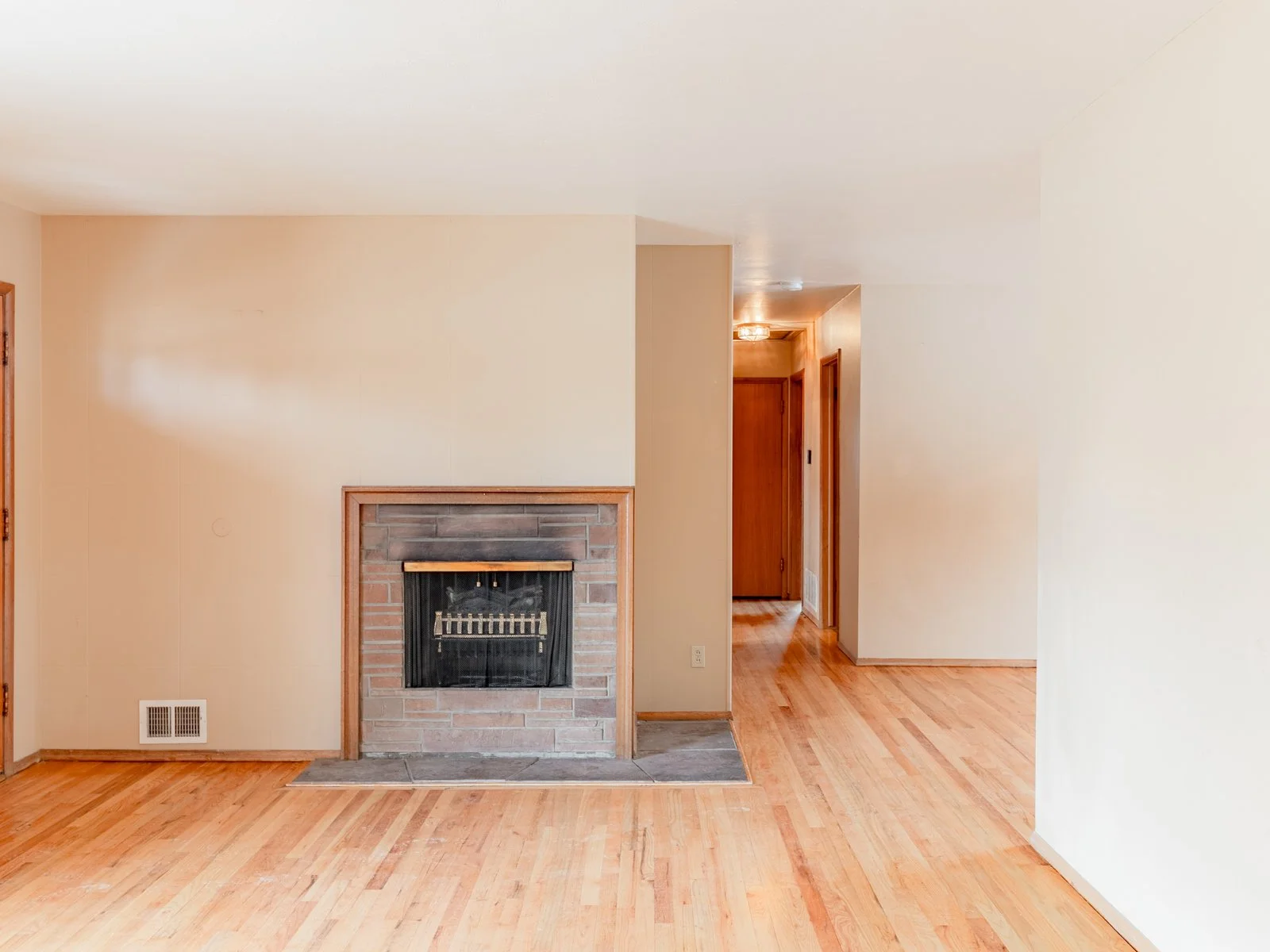 3680 S Glencoe Street (5 of 26).jpg