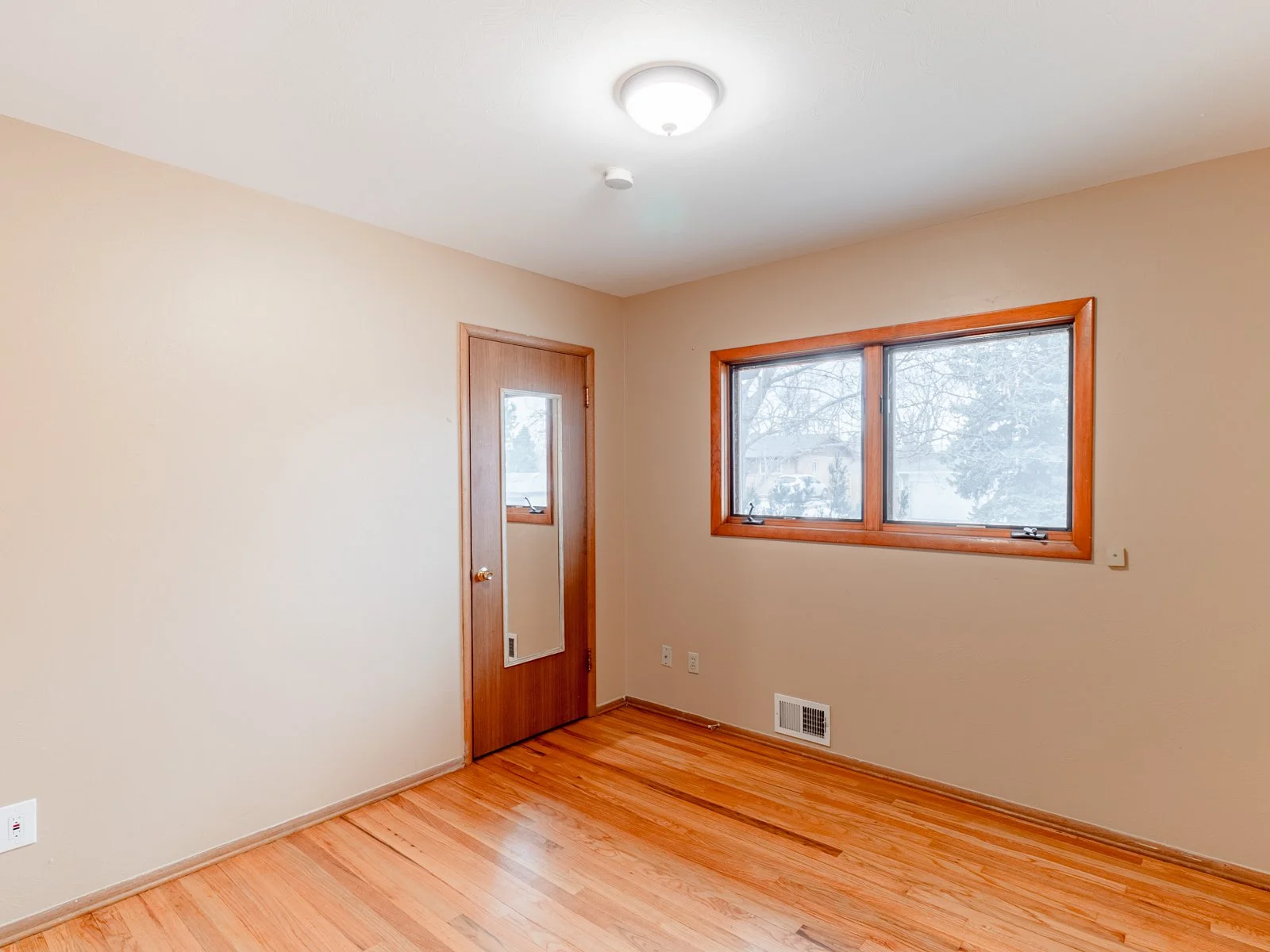 3680 S Glencoe Street (8 of 26).jpg