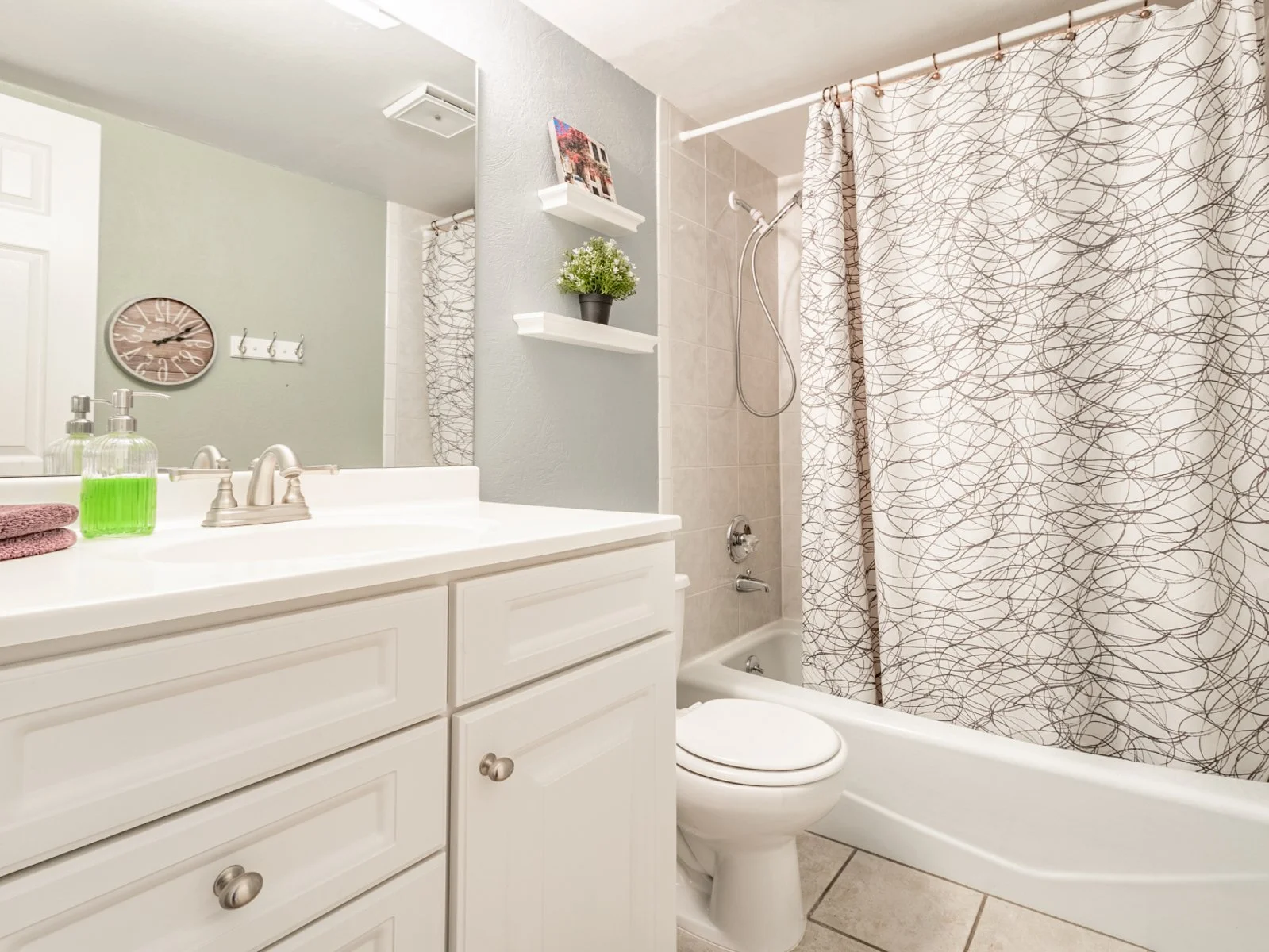 7223 Routt Drive (18 of 33).jpg