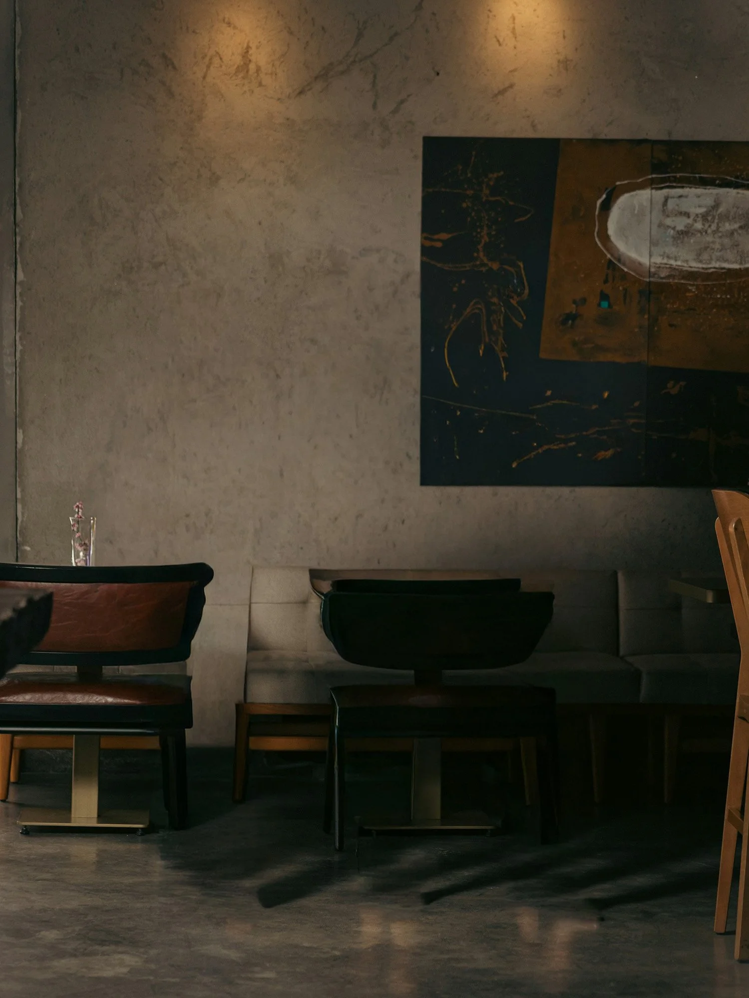 3 women moving toward each other as the viewer scrolls in a contemporary space