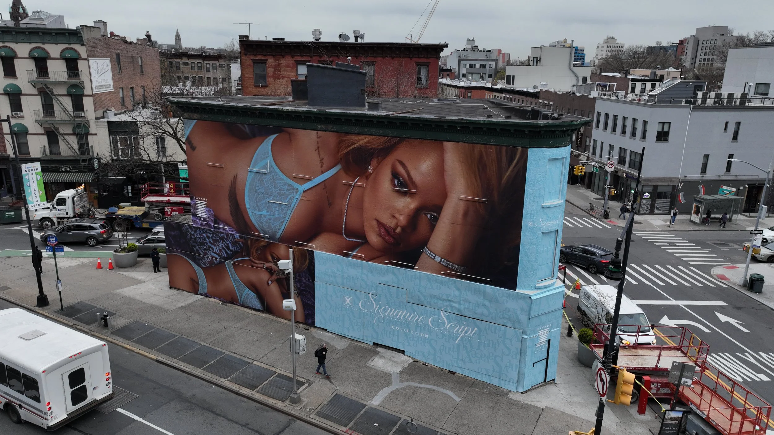 Award-winning building wrap installed for Savage X Fenty