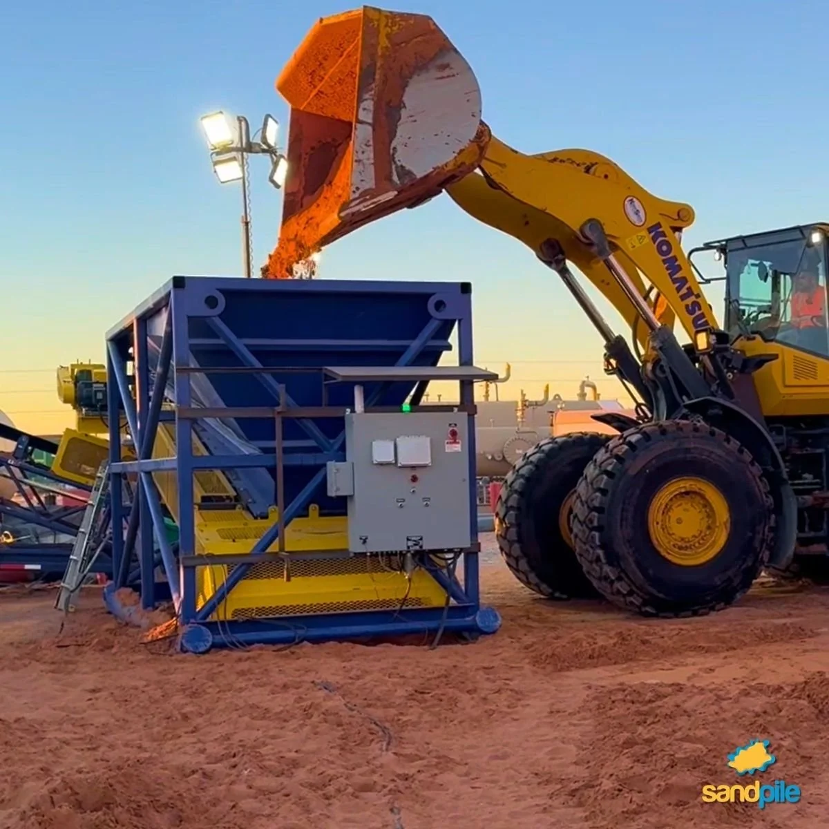 Wet Frac Sand vs. Dry Frac Sand: Which Is Right for Your Operation?