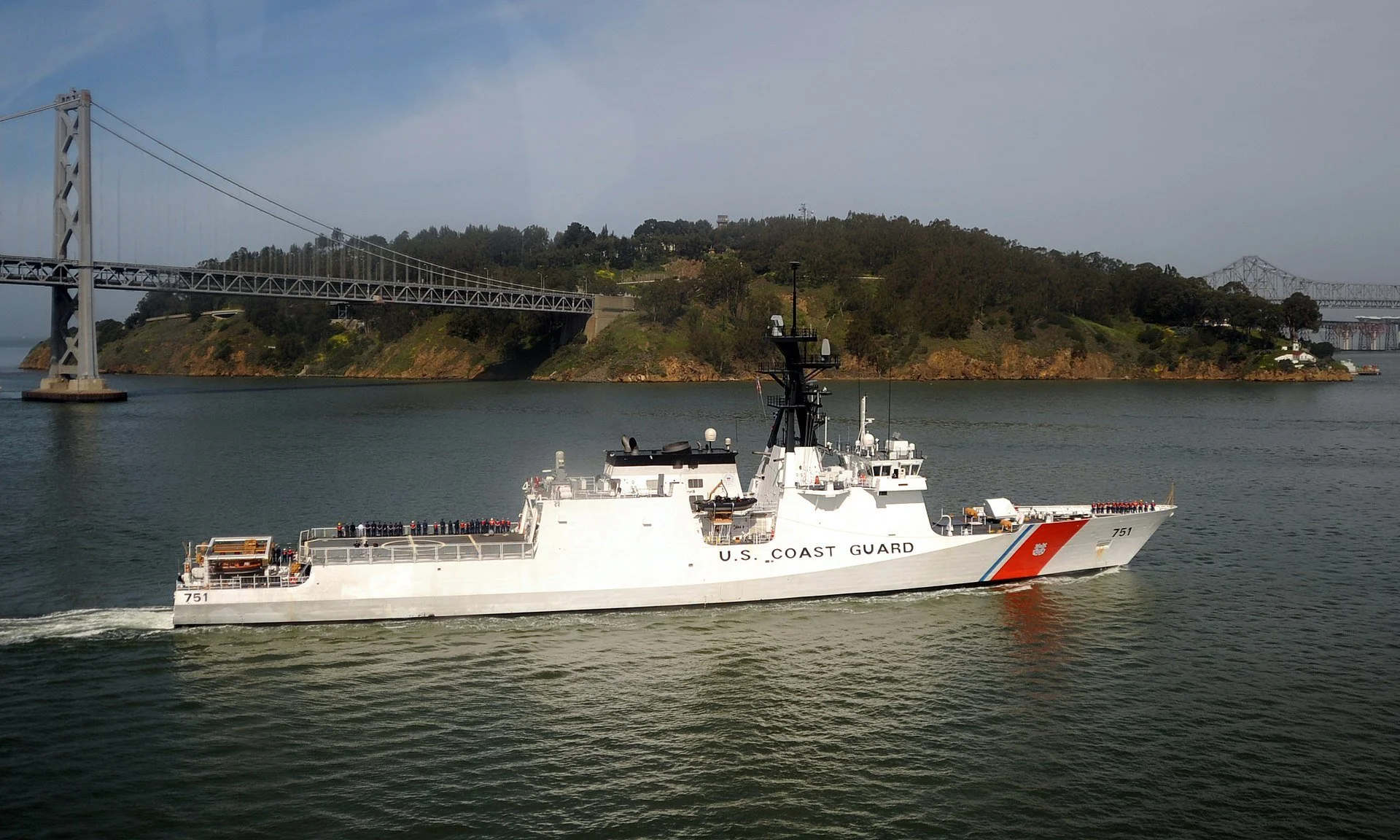 USCGC_Waesche_by_Yerba_Buena_Island.jpg