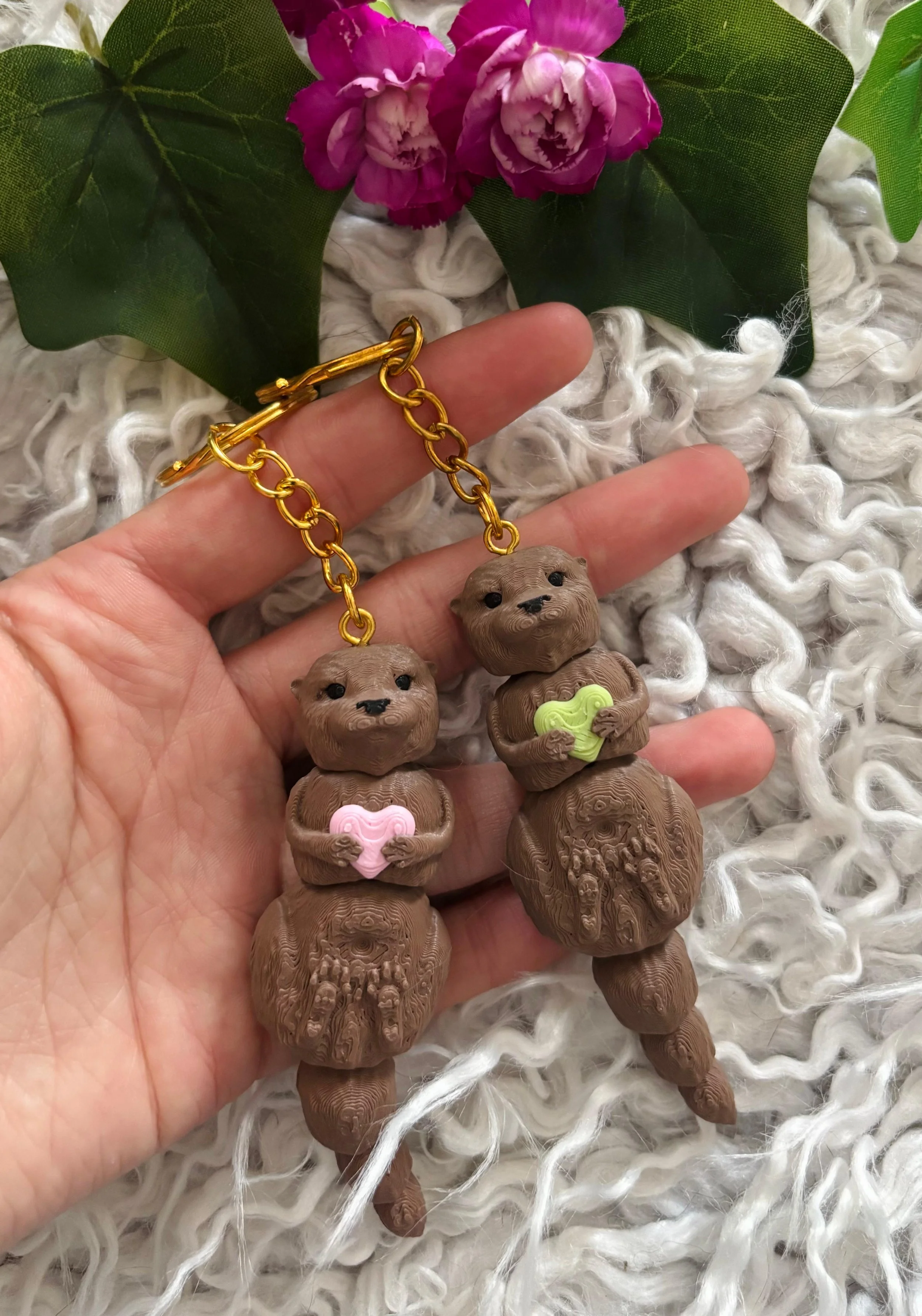 Heart Otter | fidget, magnet & keychain