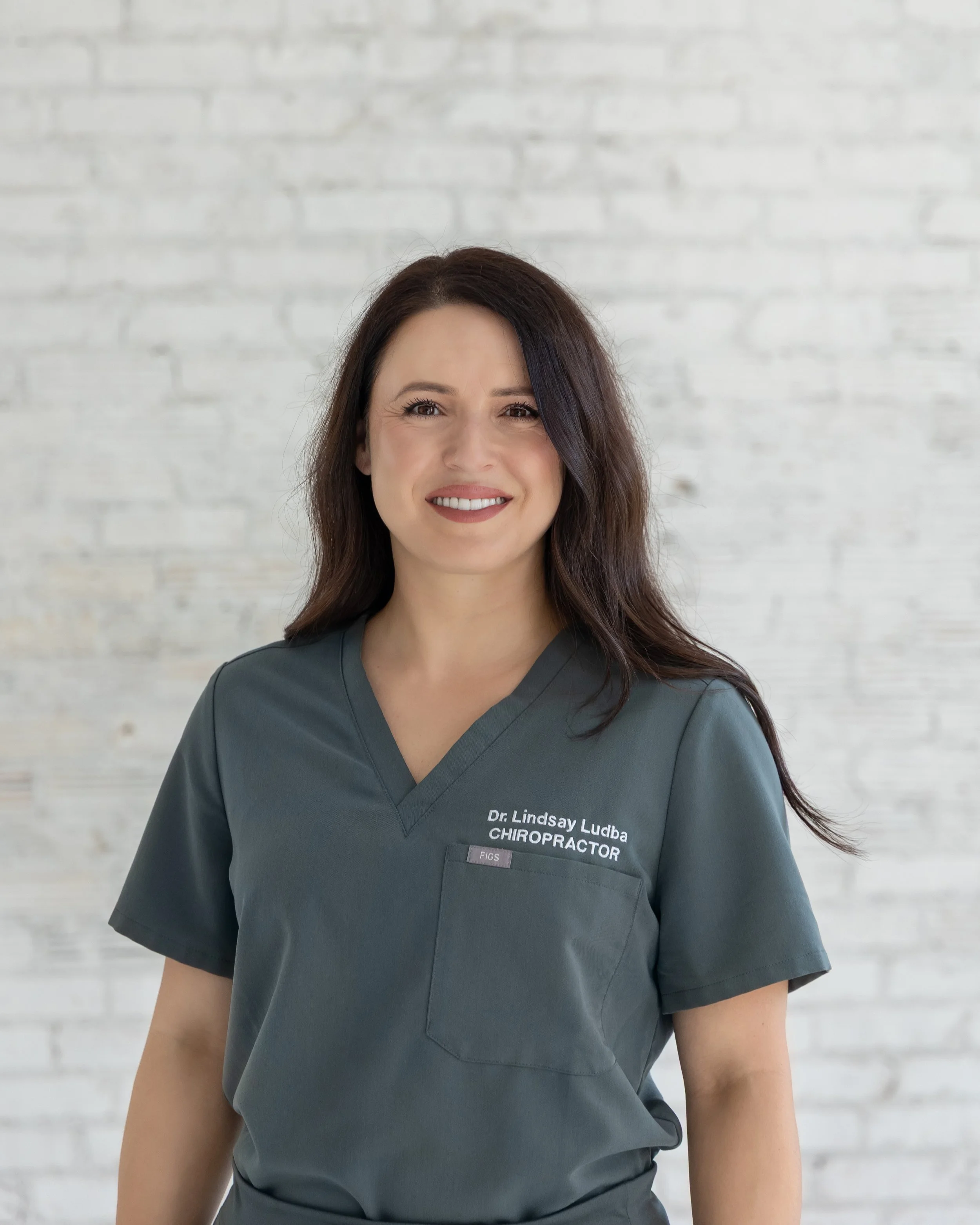 Dr. Lindsay Ludba Lead Chiropractic, YXE Chiropractor, Saskatoon Chiropractor, Chiro near me, Evergreen Chiropractor, Aspen Ridge Chiropractor