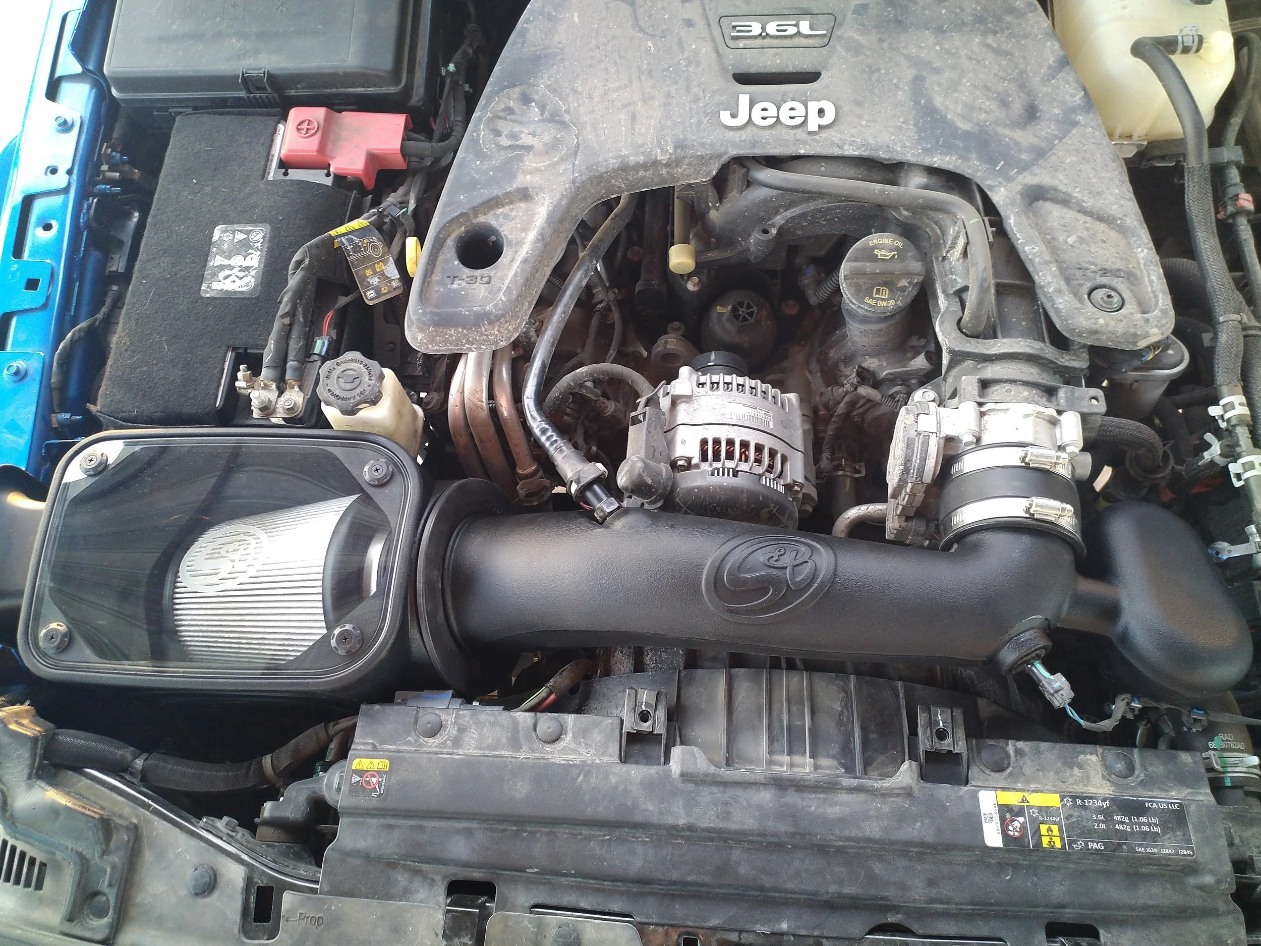 S&B Cold Air Intake w/Dry Filter on this 21' Gladiator Mojave