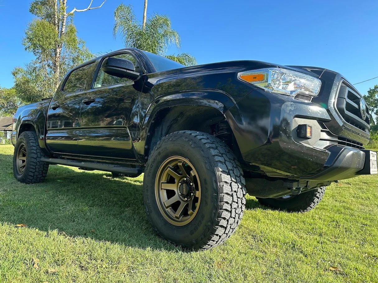 23 Toyota Tacoma on Bilstein 5100 Leveling Struts, Icon Tubular Upper Control Arms, on KMC Wheels w/ 33" Mickey Thompsons