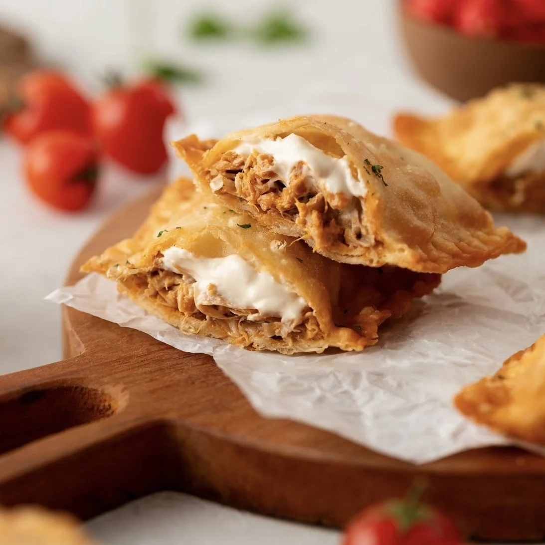 Pastel de Frango com Catupiry Vegano