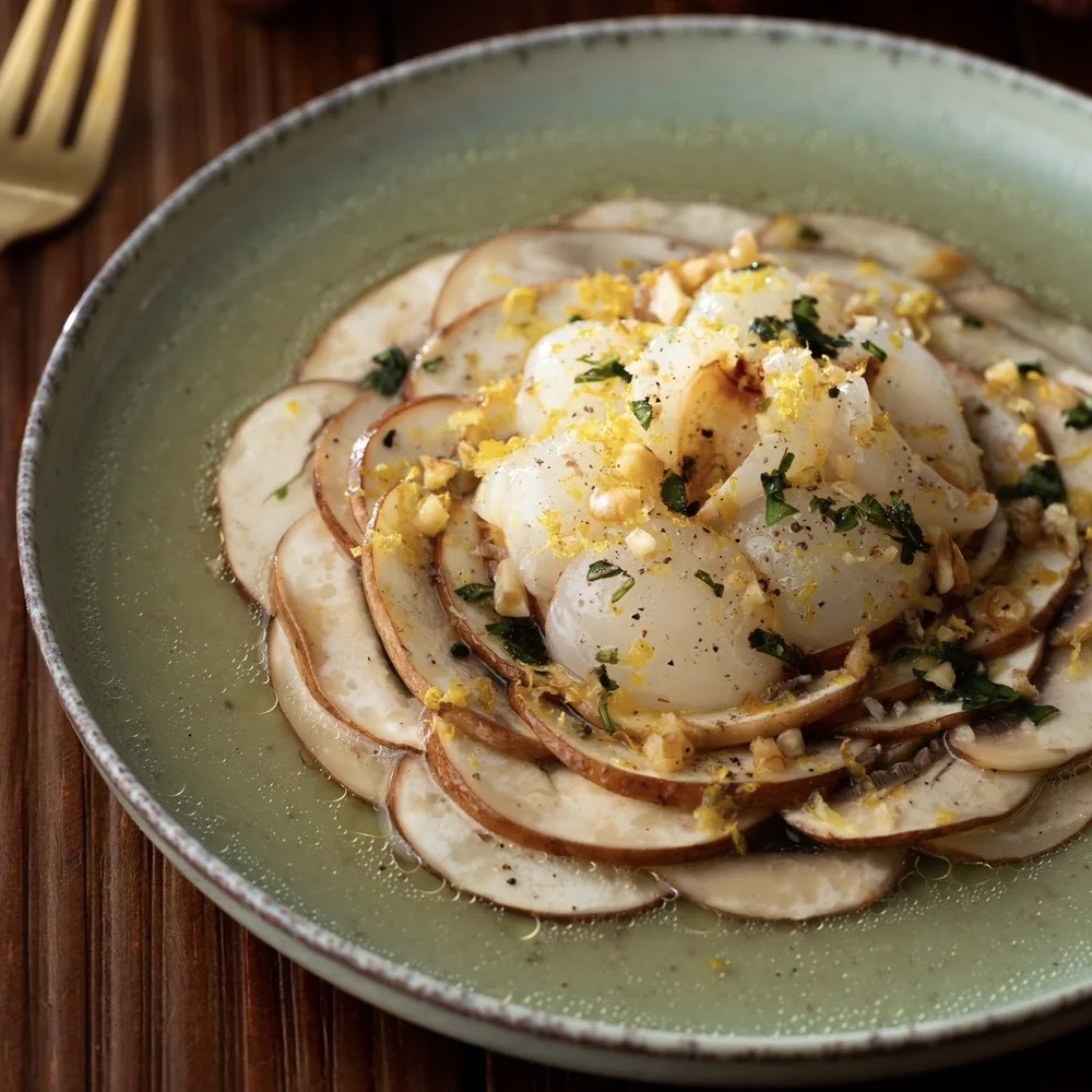 Carpaccio de Cogumelos com Lichia