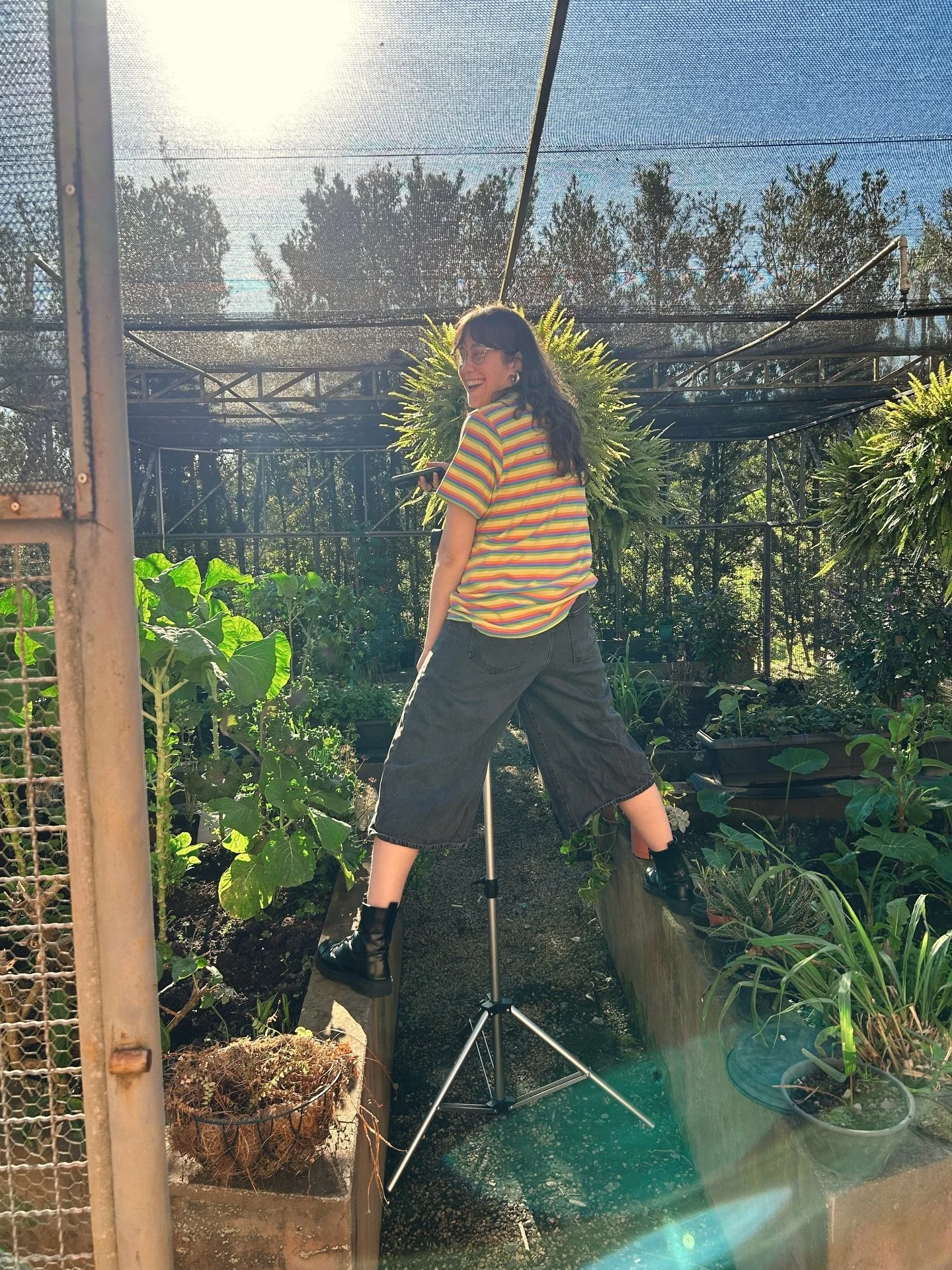 bastidores recentes 🫡

um pequeno grande compilado das minhas skins criadora de conte&uacute;do, fot&oacute;grafa e cozinheira ➡️

de quando eu fotografei a @amarinasena em polaroid 💅🏼

erros e acertos 
@polaroid_brasil 

vlog de um dia inteiro em