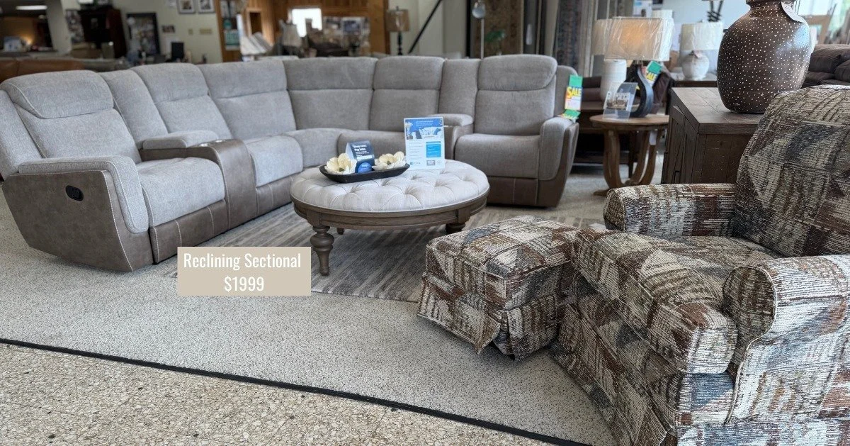 YOUR NEXT LIVING ROOM MIGHT BE CLOSER THAN YOU THINK. 🛋️

Come walk our showroom!

From comfortable family-friendly sofas to sectionals, reclining furniture and complete living room groups, we've got options for different homes, styles AND budgets.
